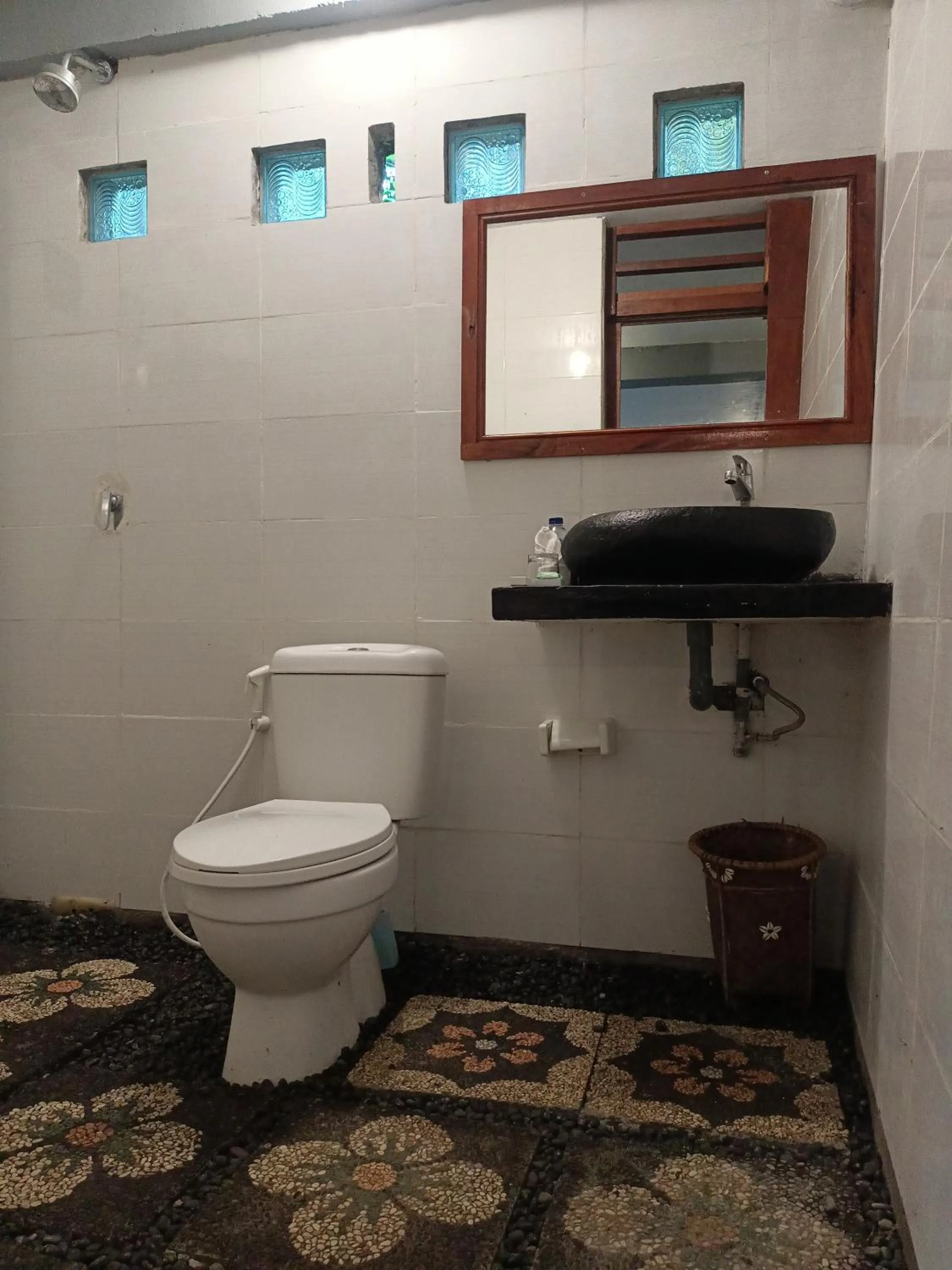 Toilet in Astana Swaha Villa