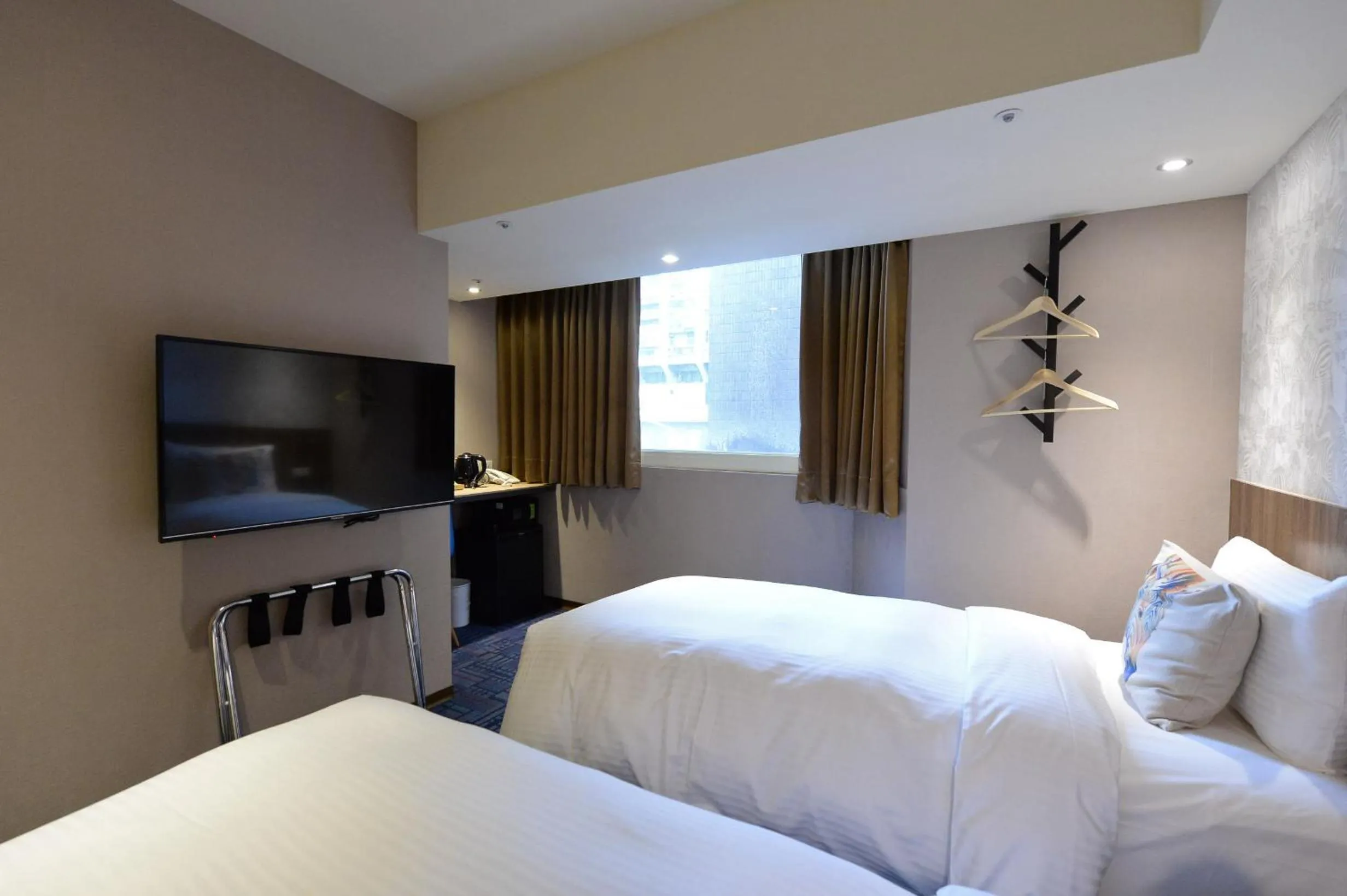 Photo of the whole room, Bed in Ark Hotel - Changan Fuxing方舟商業股份有限公司