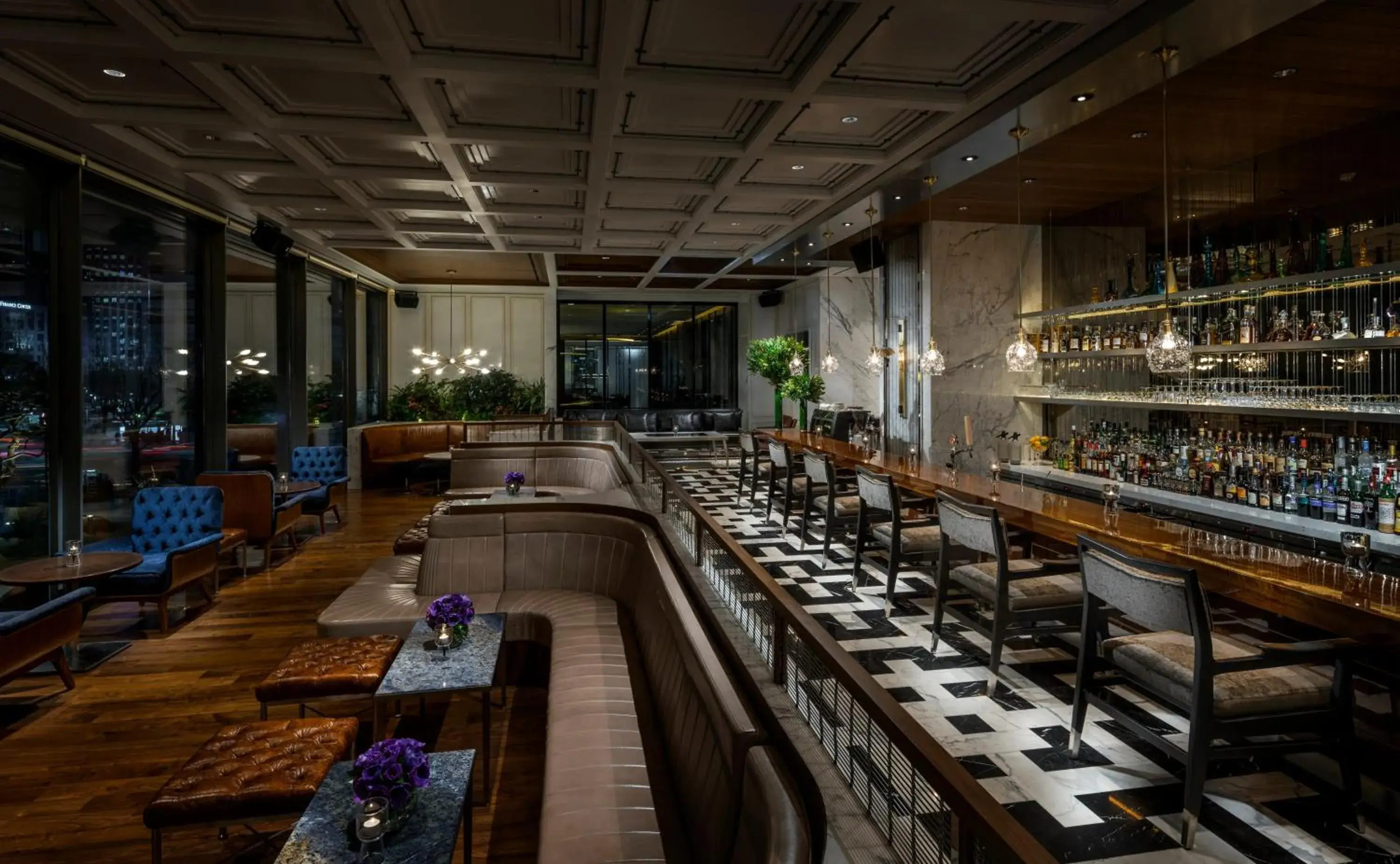 Lounge or bar in Four Seasons Hotel Seoul Lounge or bar in Four Seasons Hotel Seoul
