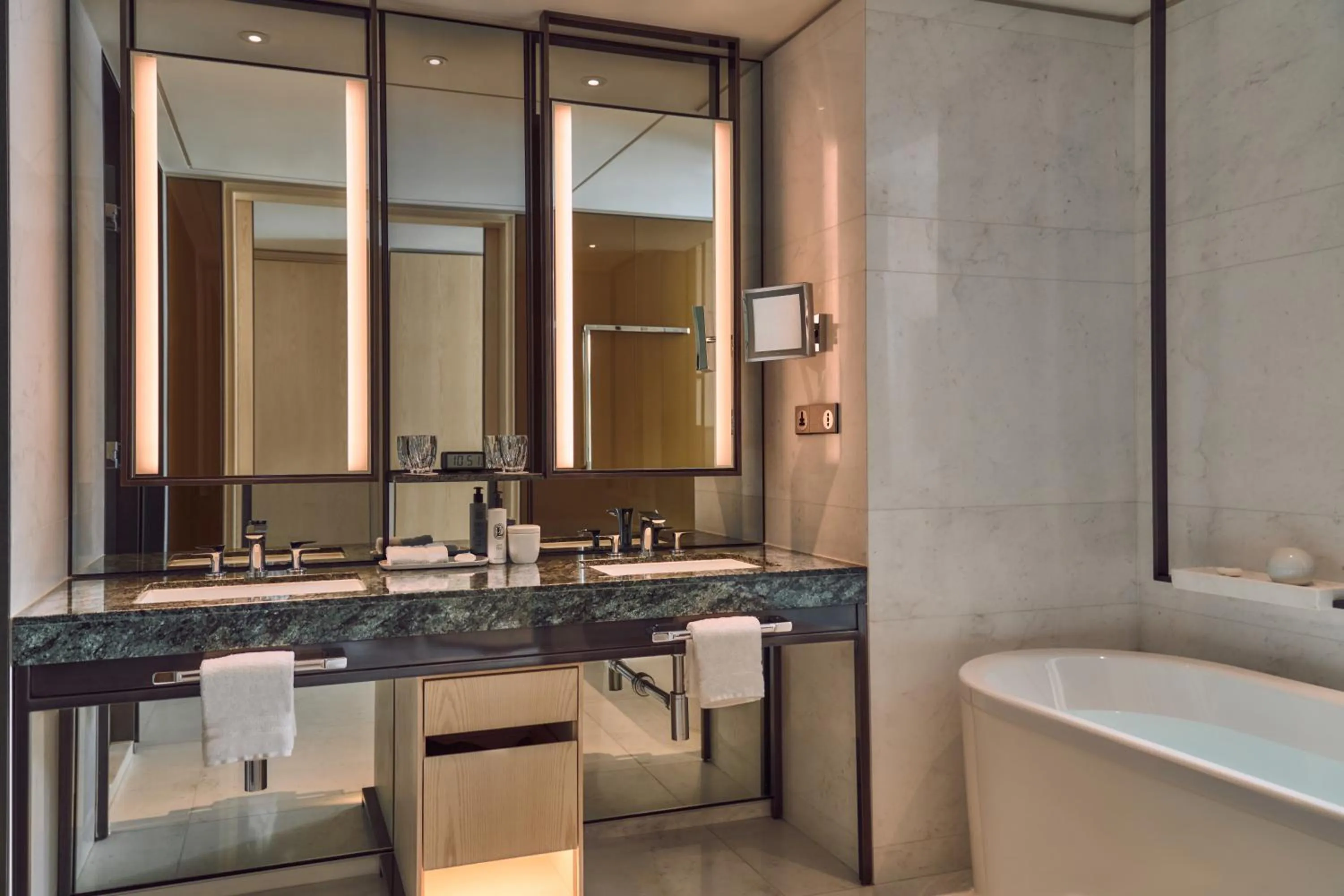 Toilet in Four Seasons Hotel Seoul