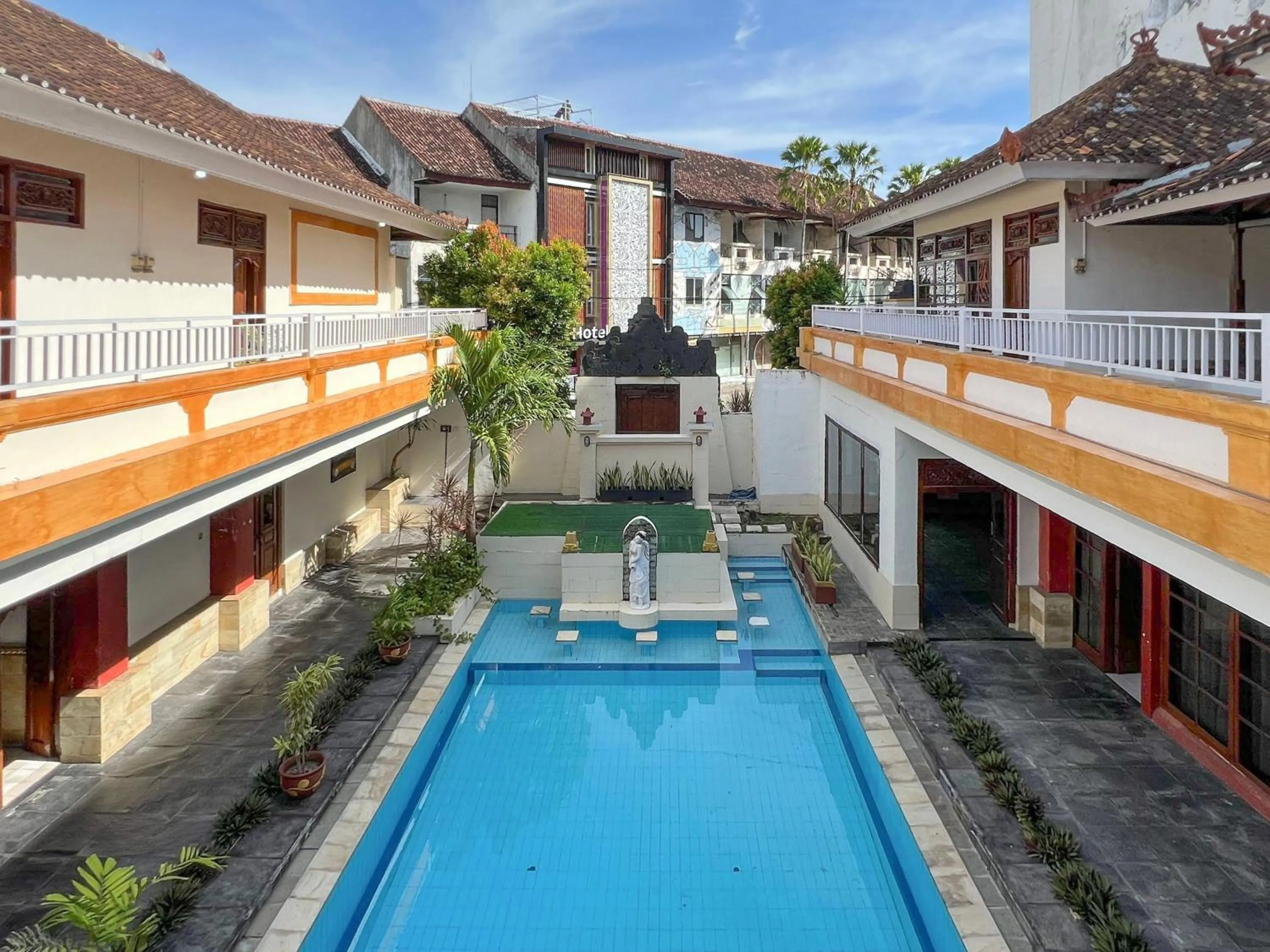 Facade/entrance in The Lavana Natasya Kuta Beach