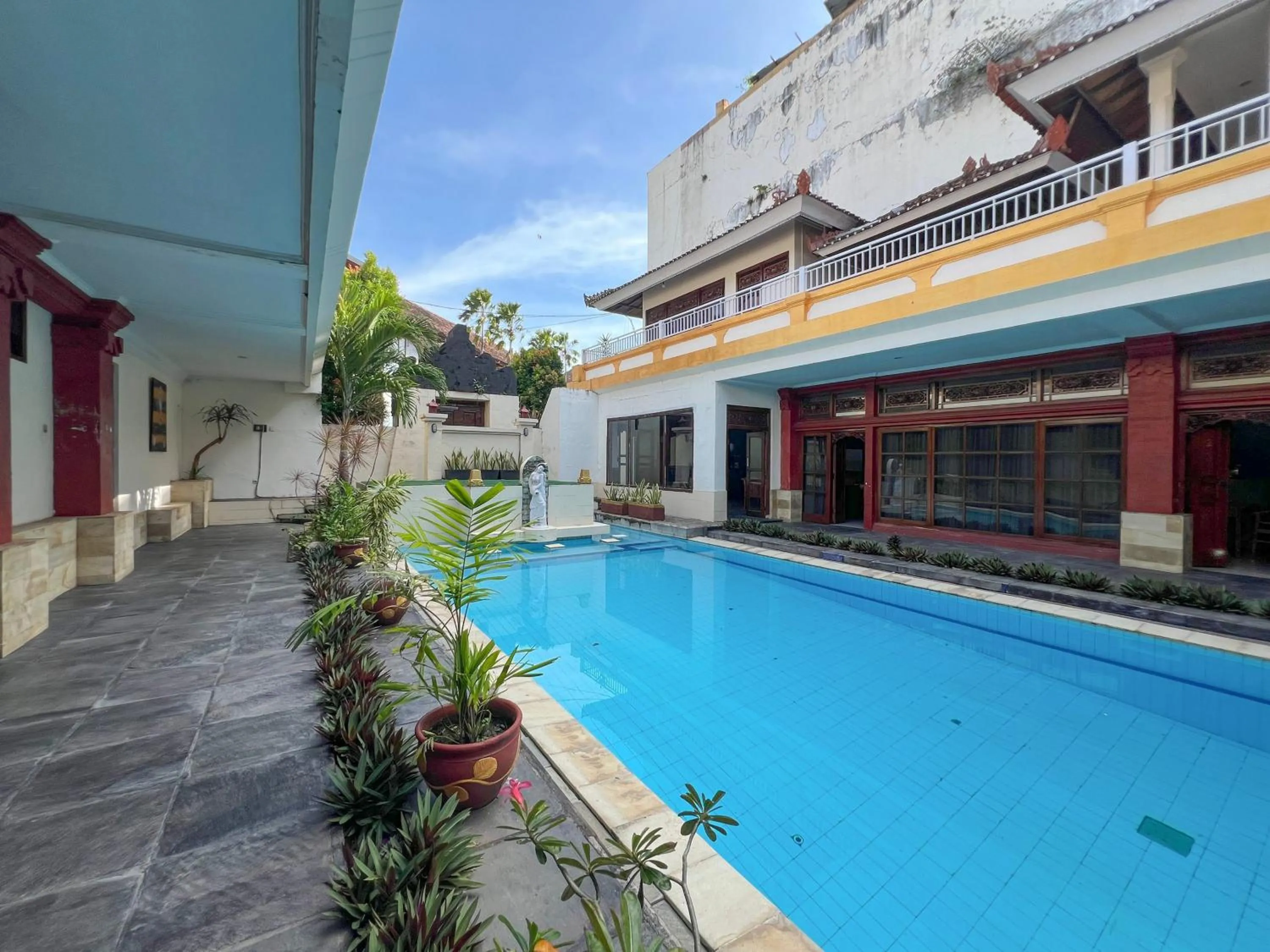 Swimming pool in The Lavana Natasya Kuta Beach