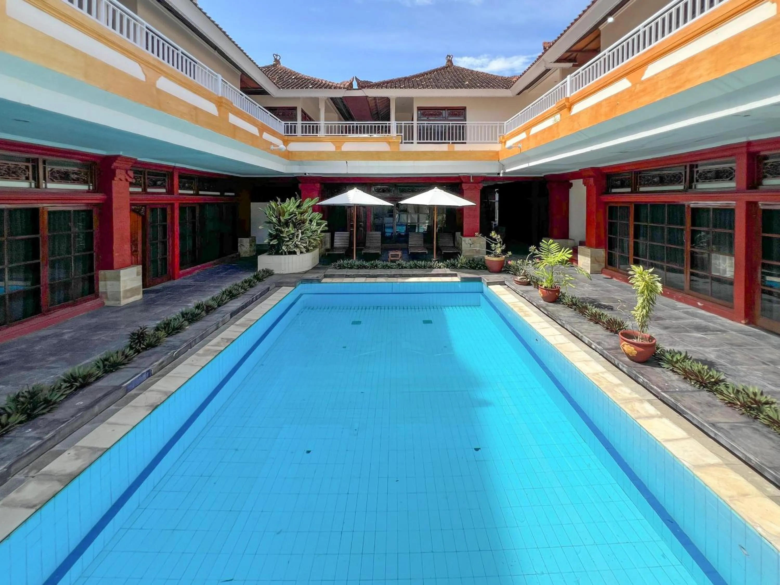 Swimming pool in The Lavana Natasya Kuta Beach