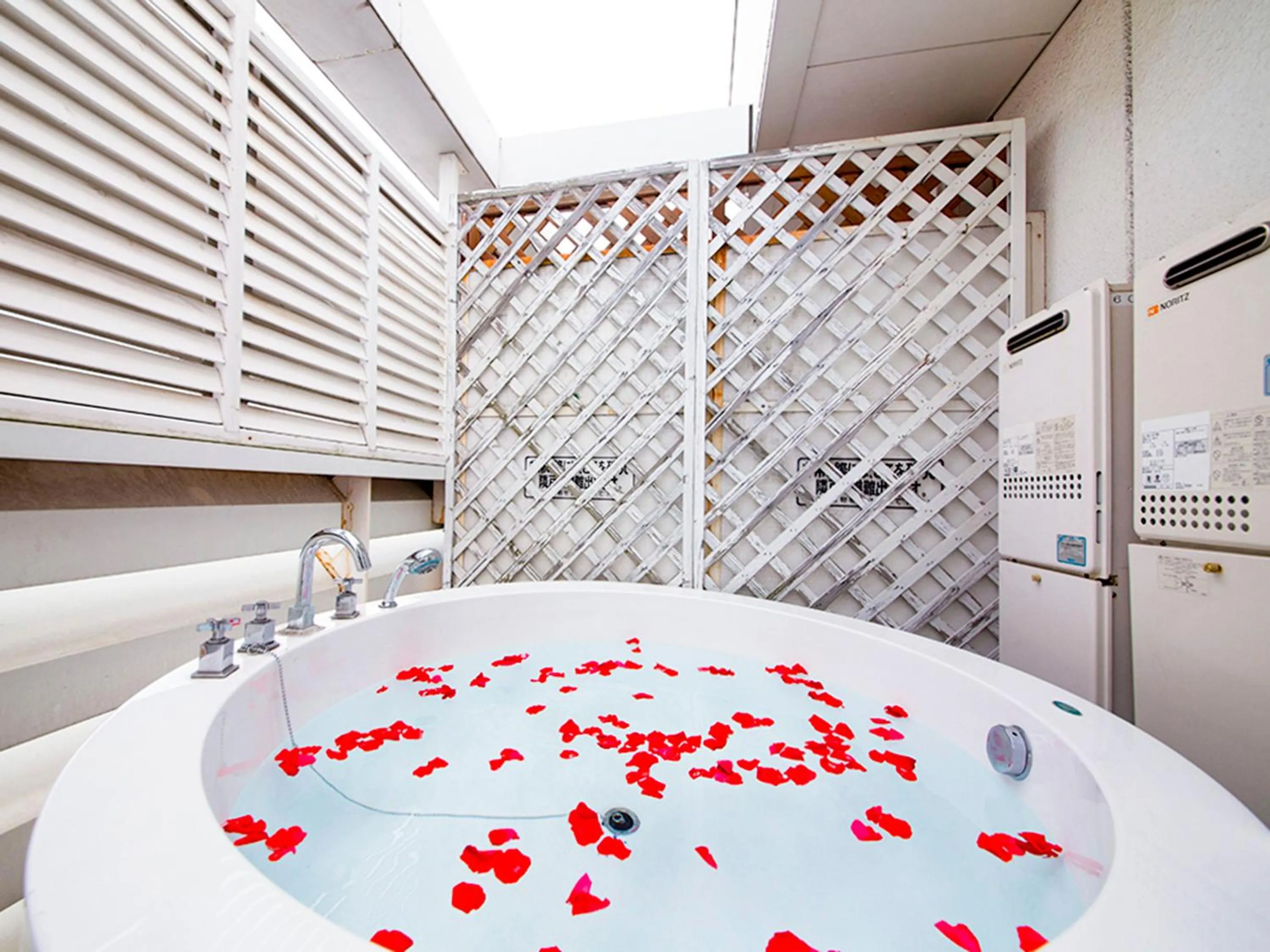 Bathroom in V Hotel (Adult Only)