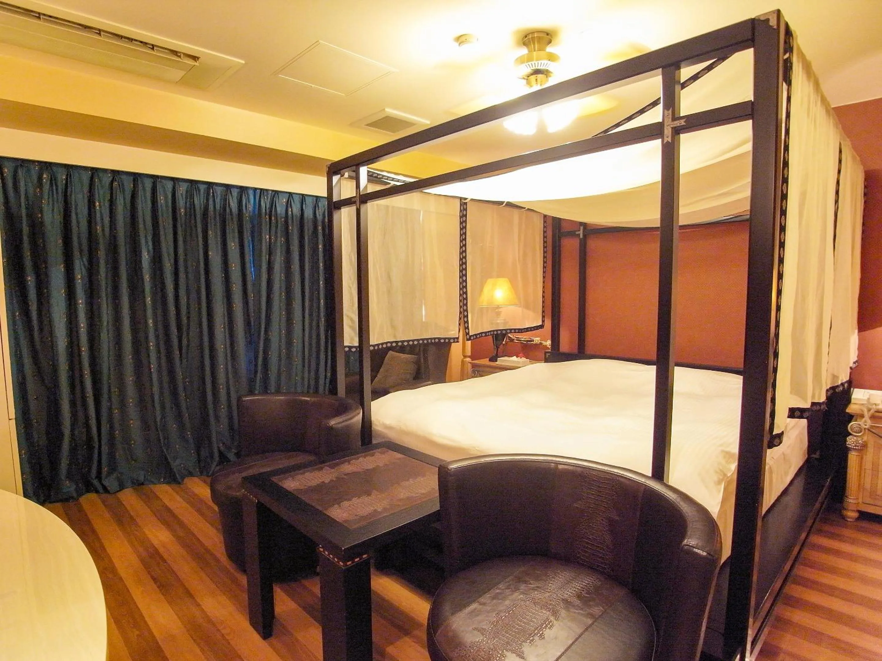 Bed in V Hotel (Adult Only)