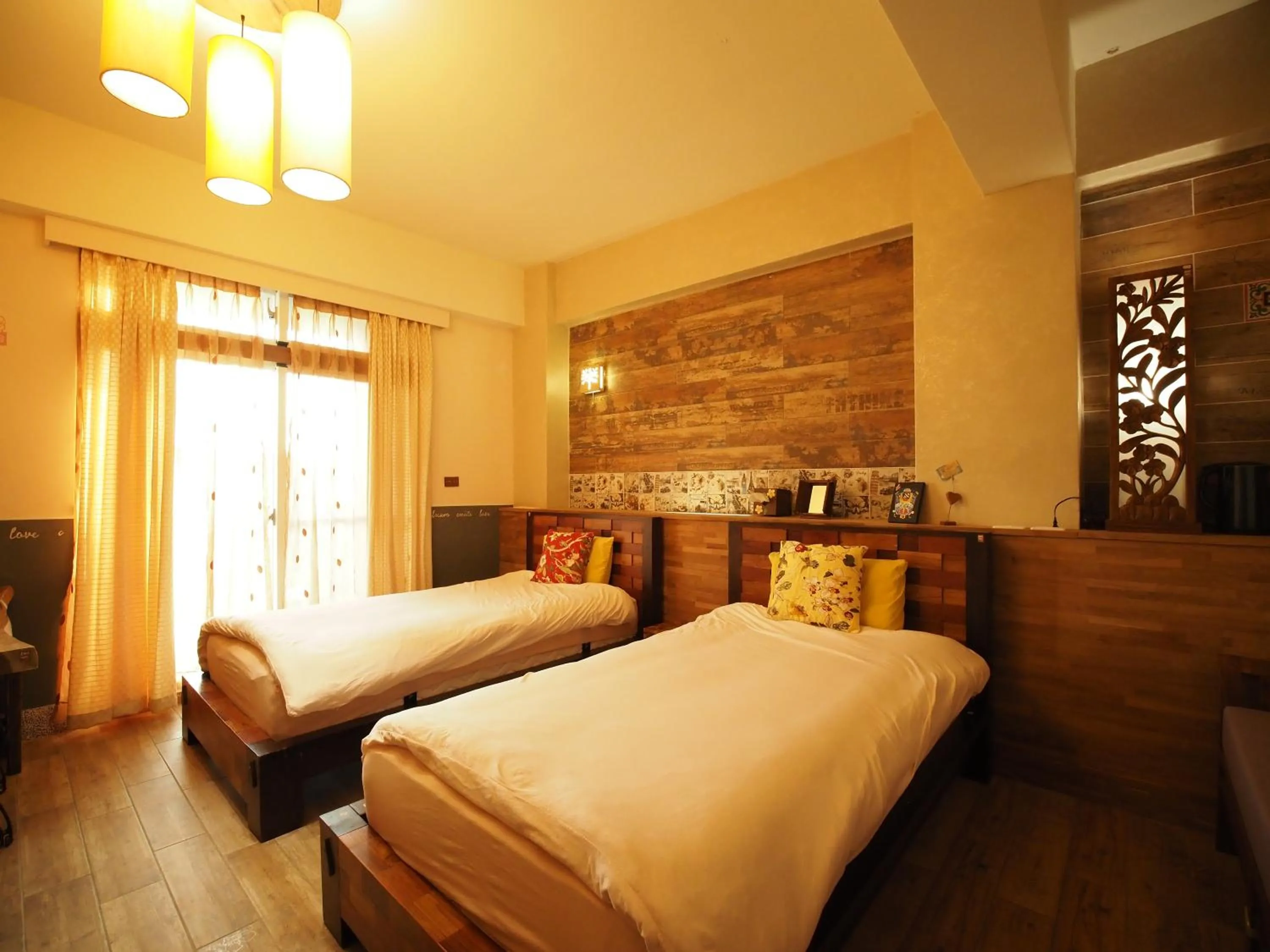 Home & Teak Homestay