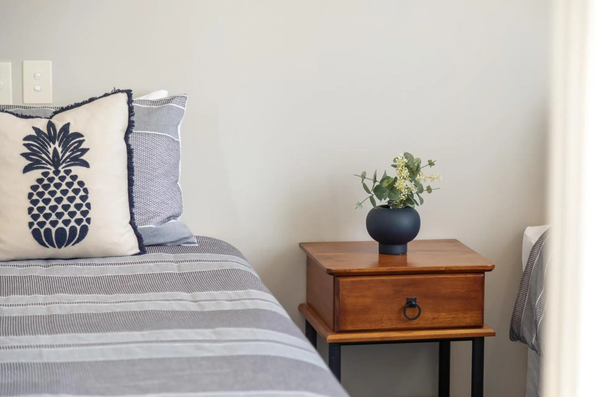 Bed in Merlot Verdelho Townhouses