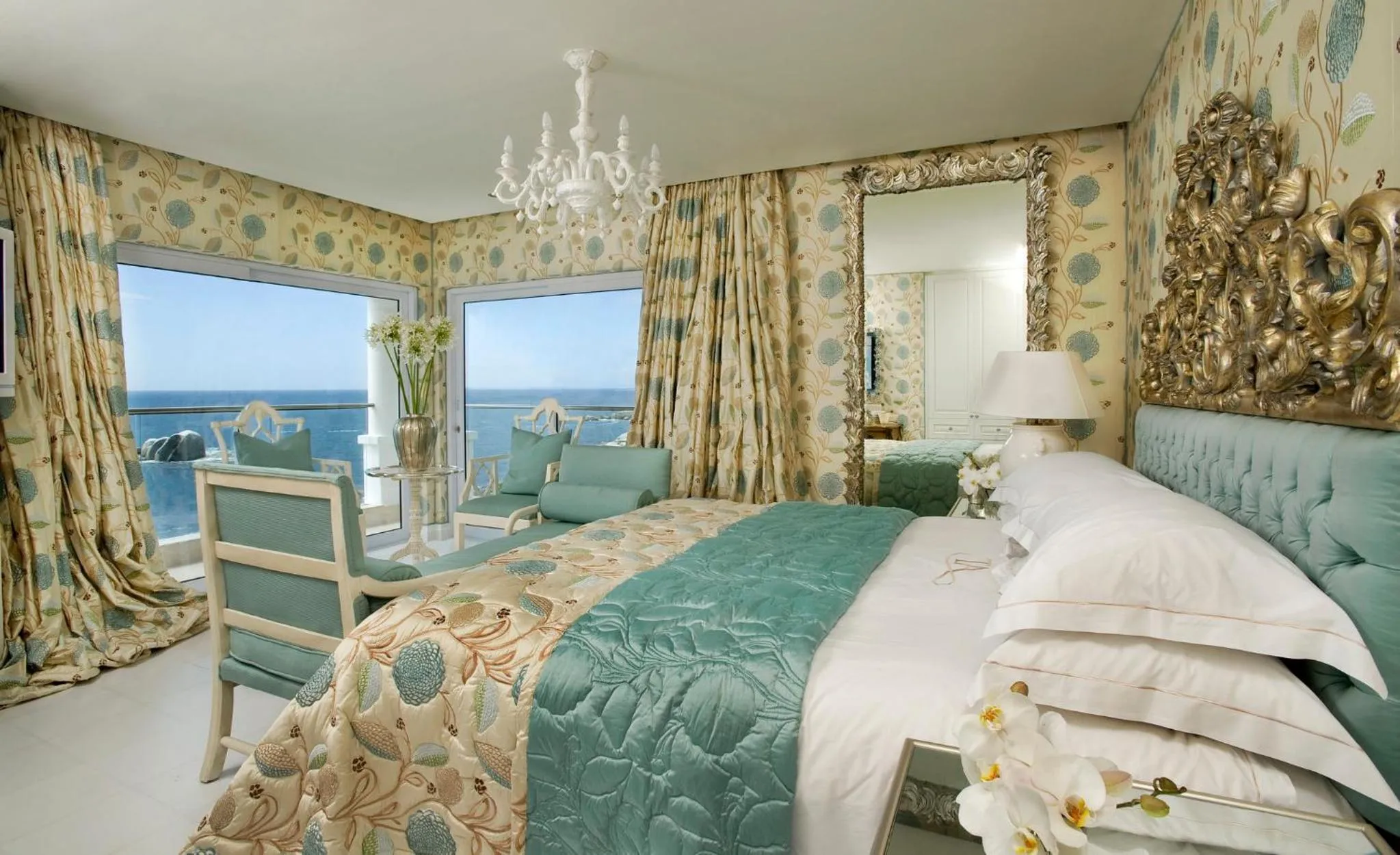Bedroom, Bed in Twelve Apostles Hotel & Spa