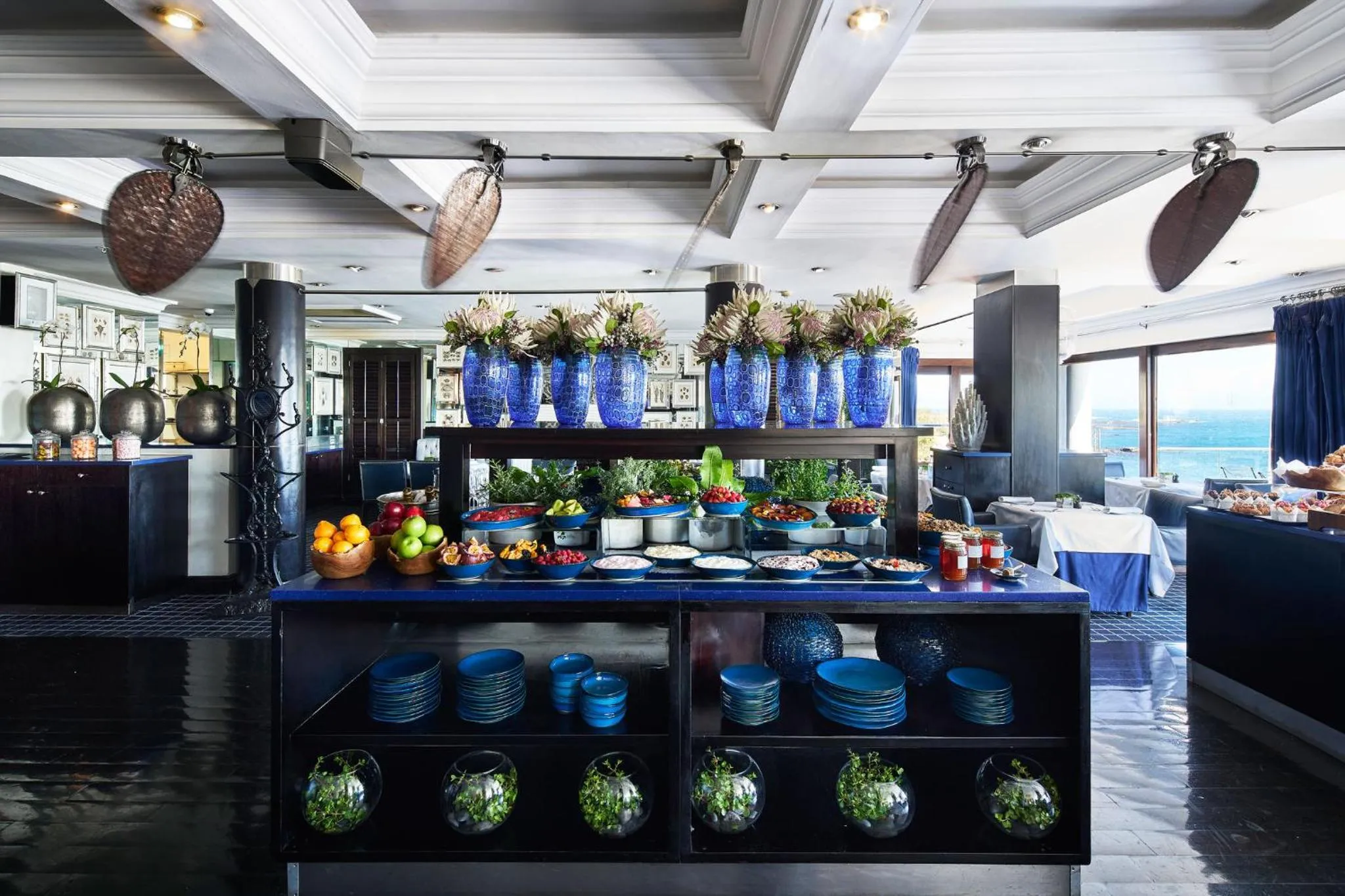 Restaurant/places to eat in Twelve Apostles Hotel & Spa