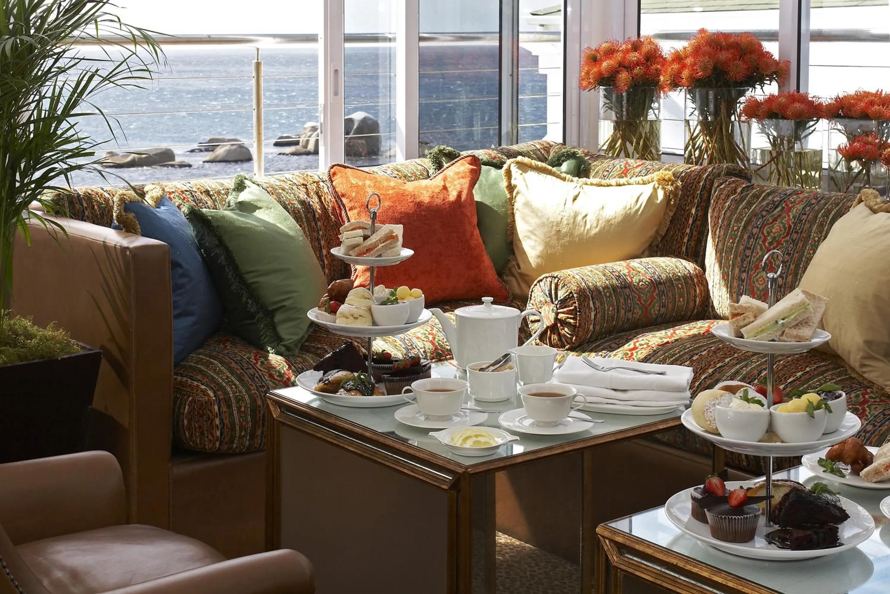 Restaurant/places to eat in Twelve Apostles Hotel & Spa