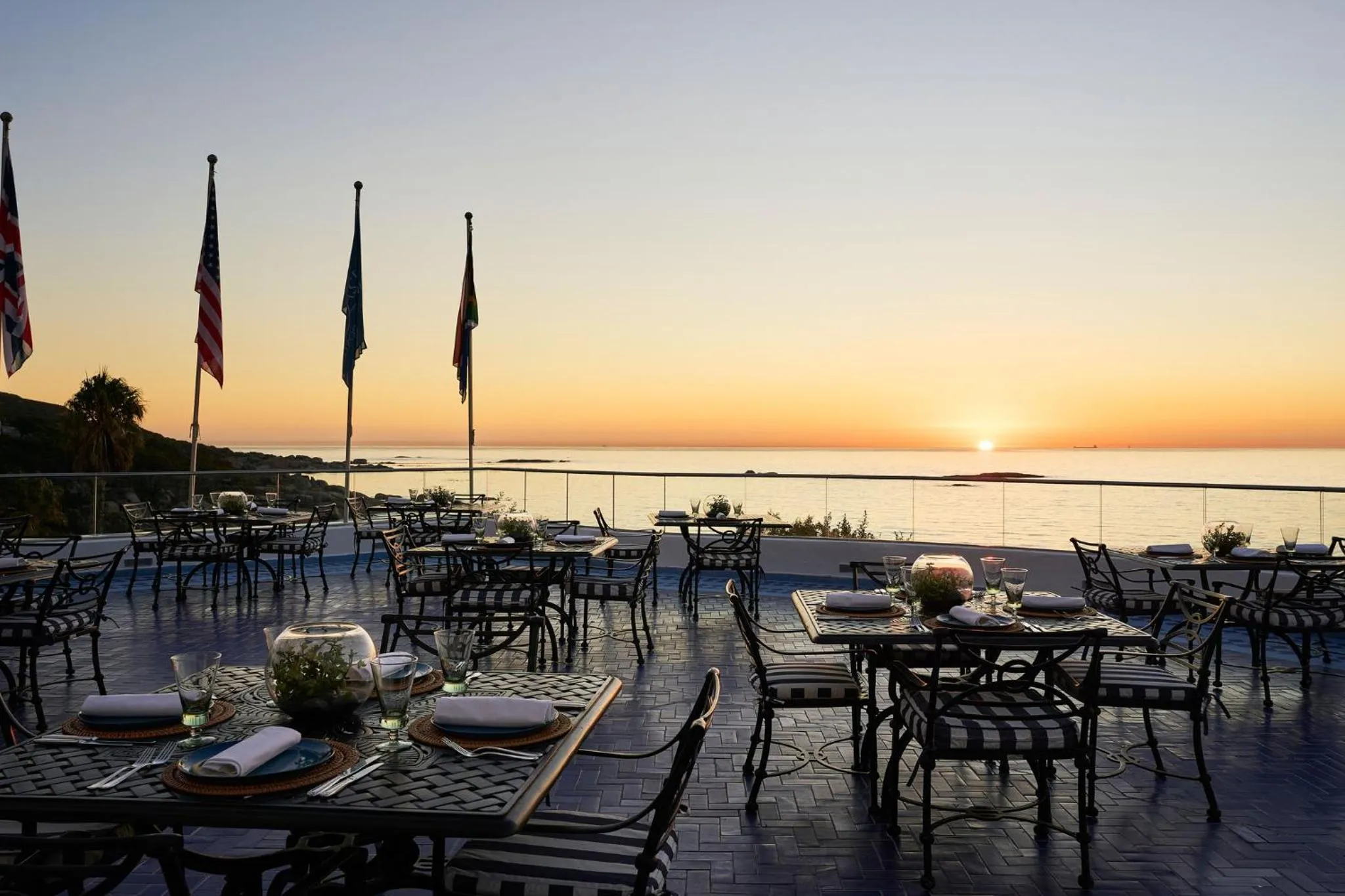 Restaurant/places to eat in Twelve Apostles Hotel & Spa
