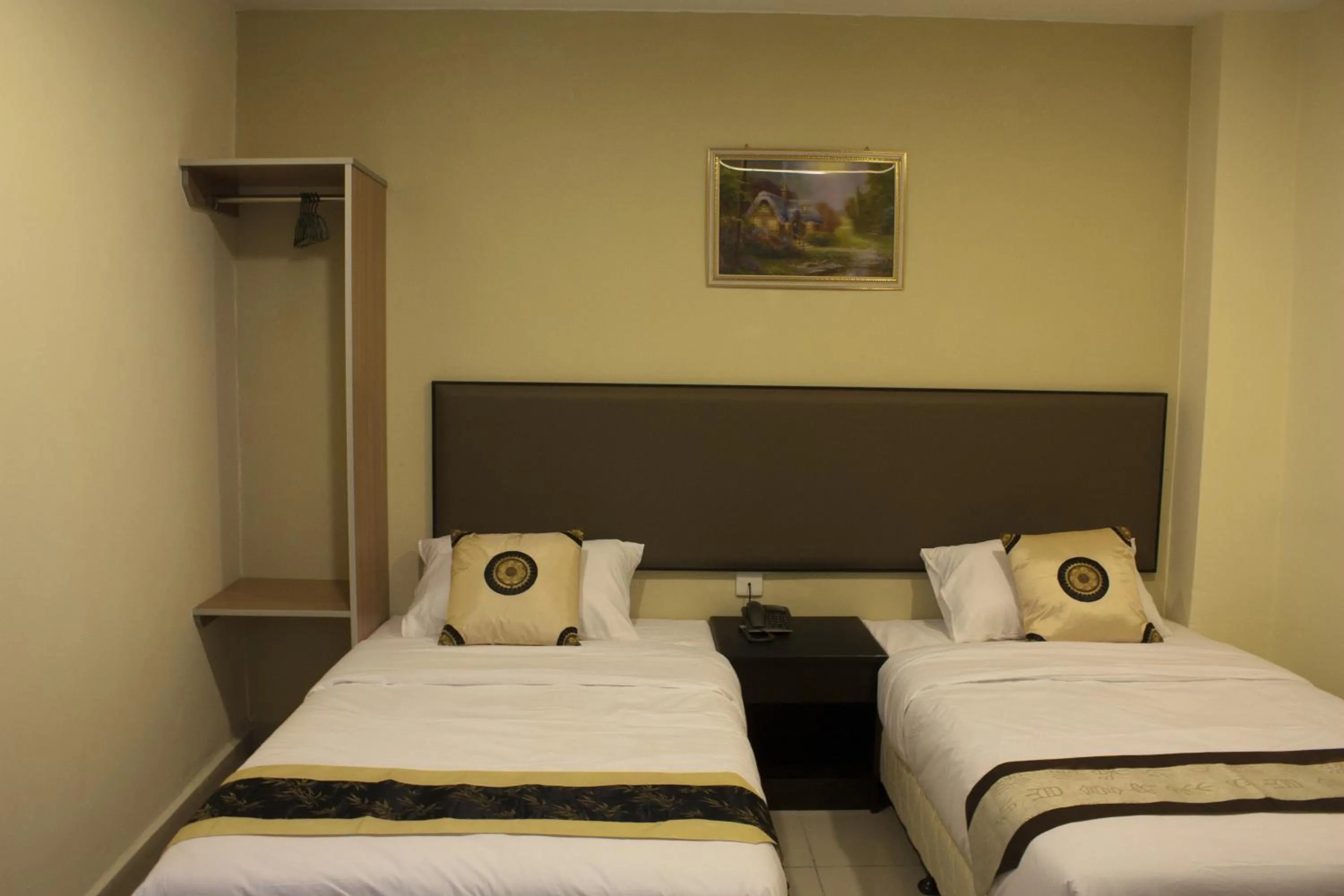 Photo of the whole room, Bed in SohoTown Hotel