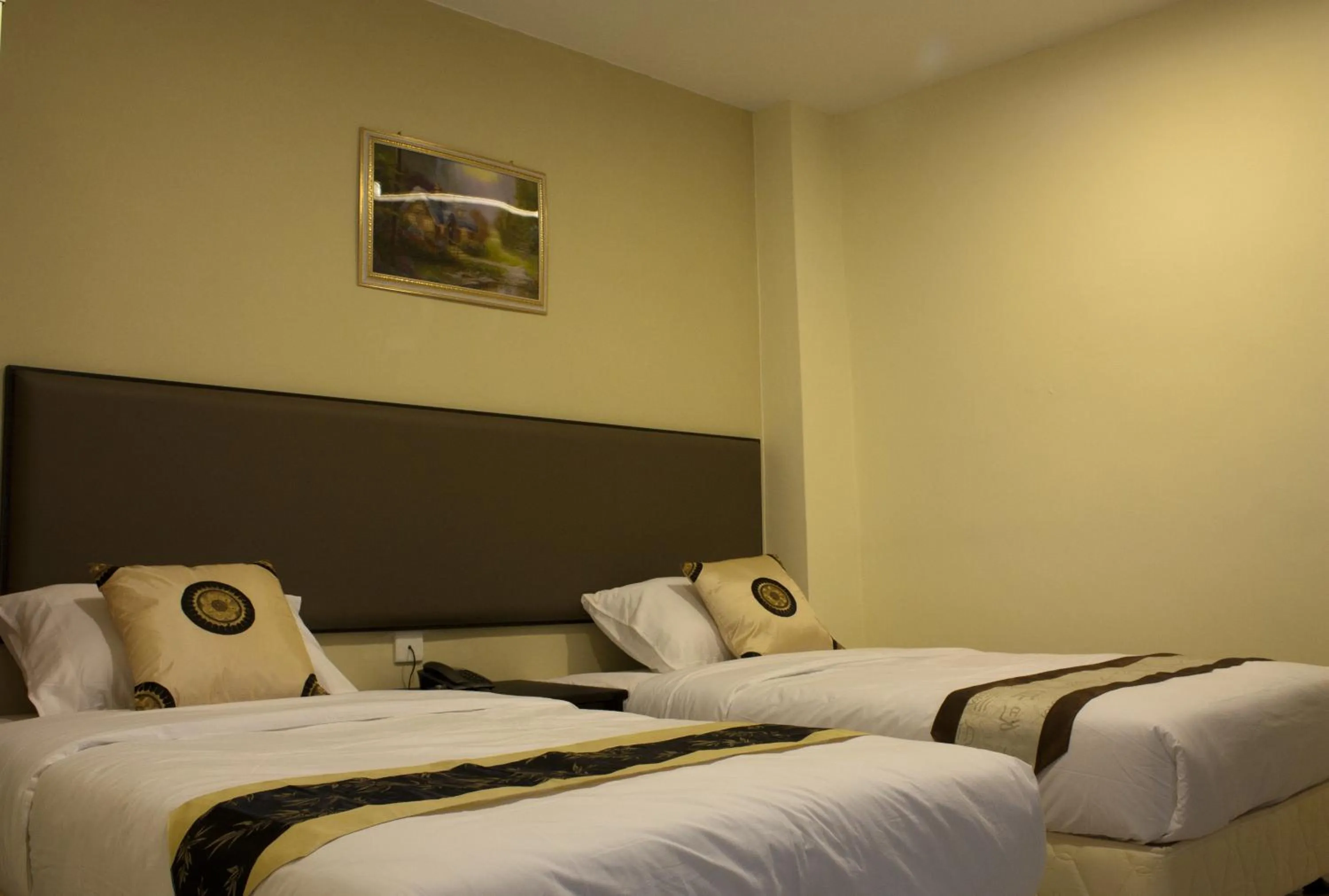 Photo of the whole room, Bed in SohoTown Hotel