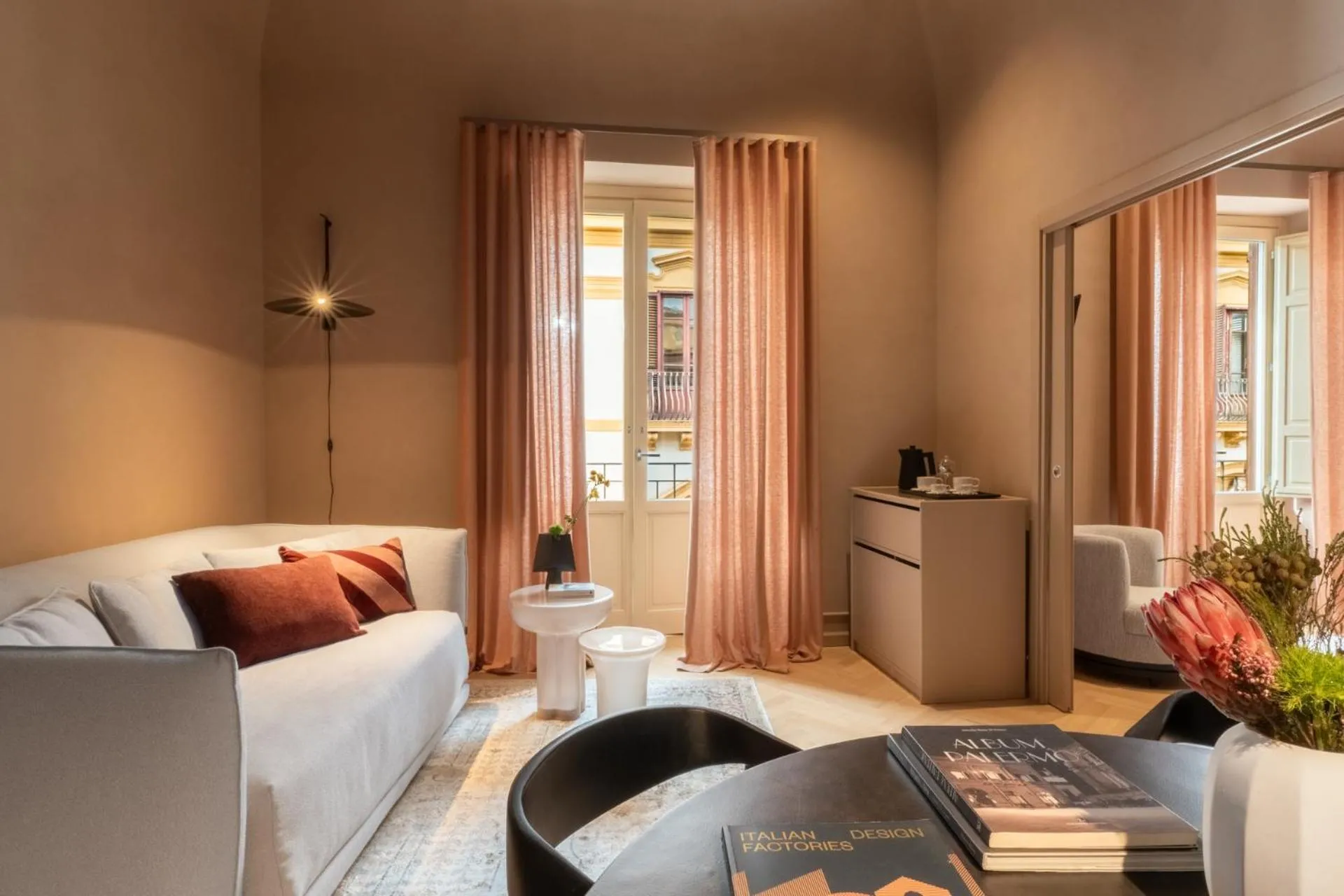 Living room in Palazzo Balsamo Boutique Hotel