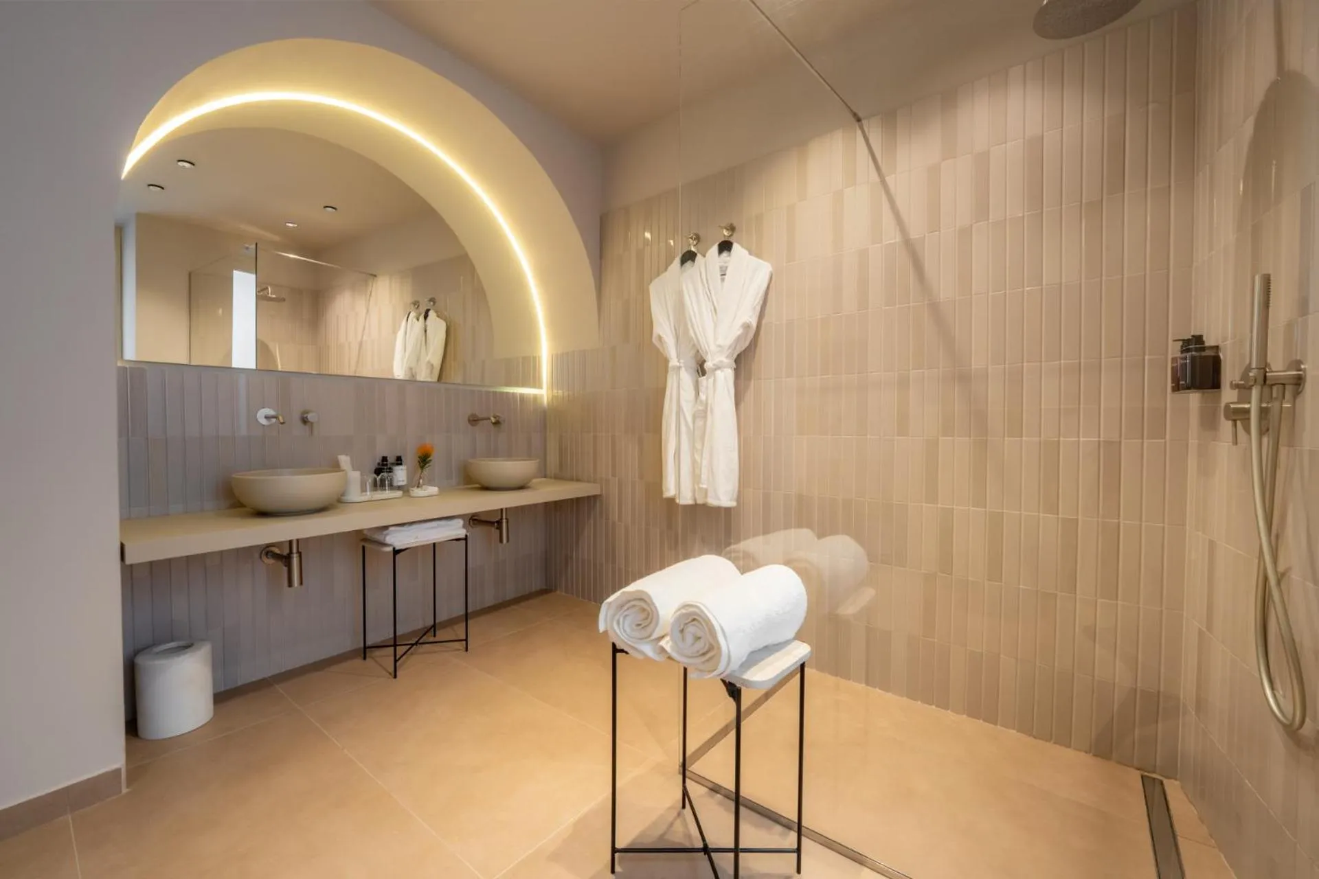 Shower in Palazzo Balsamo Boutique Hotel
