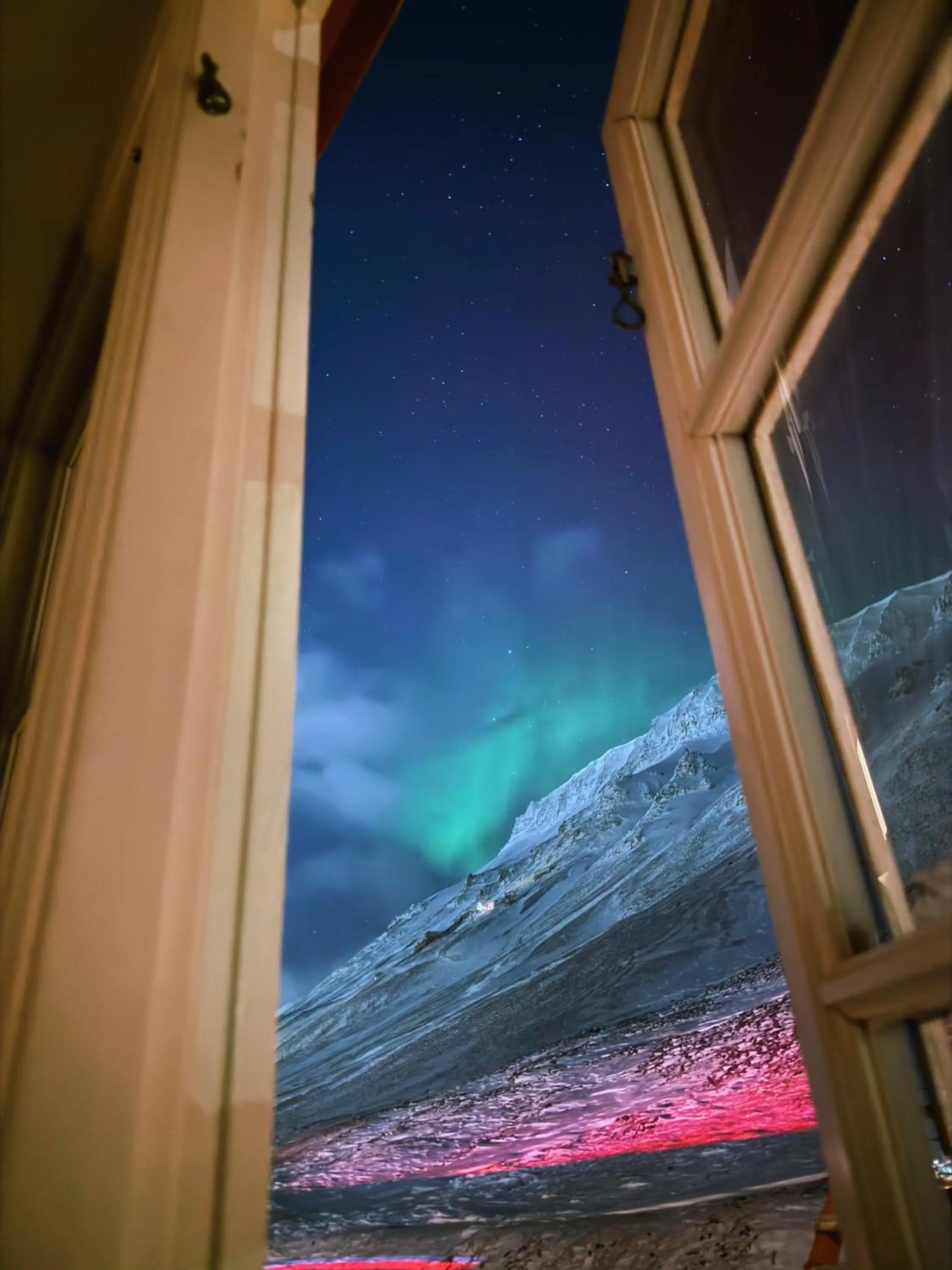 Gjestehuset 102 - your home away from home!