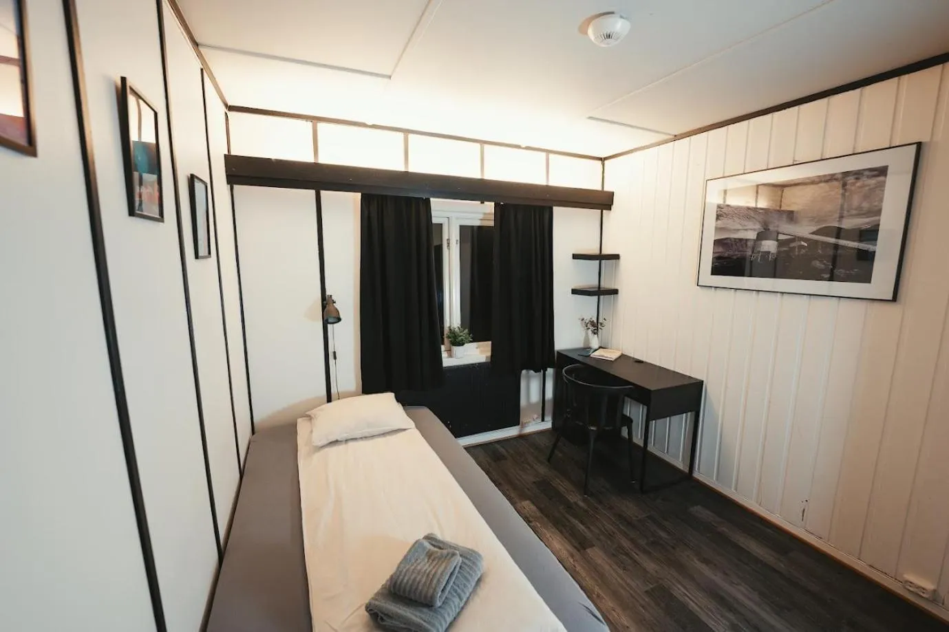 Bed in Gjestehuset 102