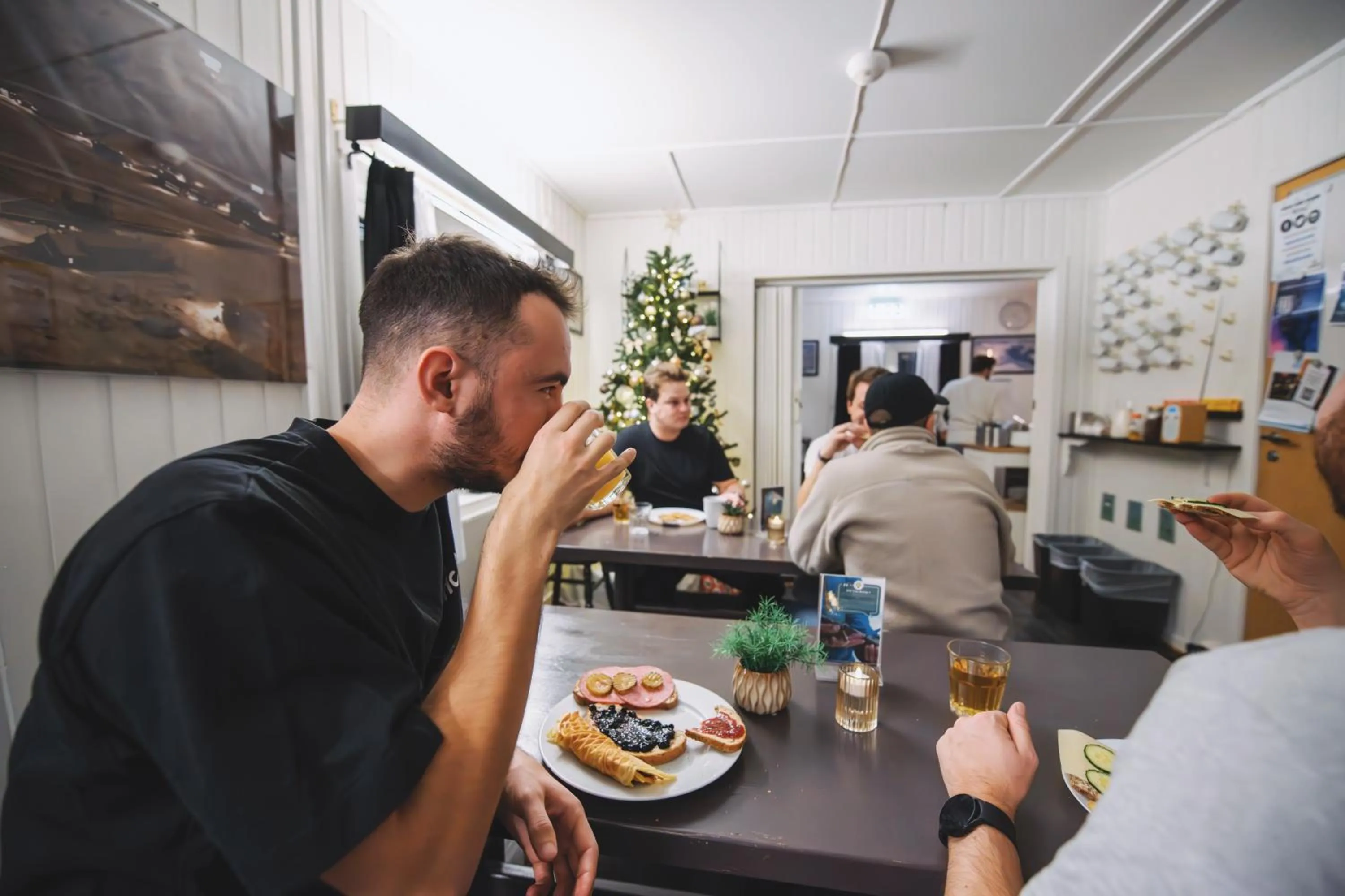 Coffee/tea facilities in Gjestehuset 102