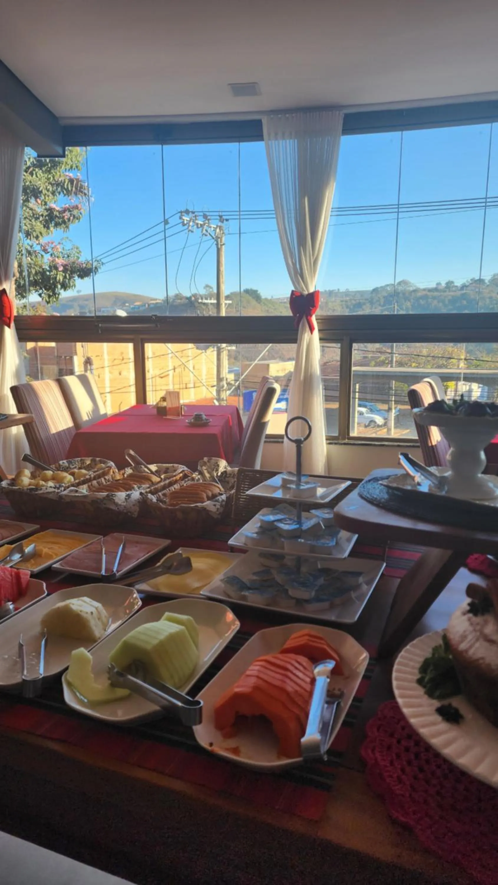 Restaurant/places to eat in Vivas Hotel e Casa