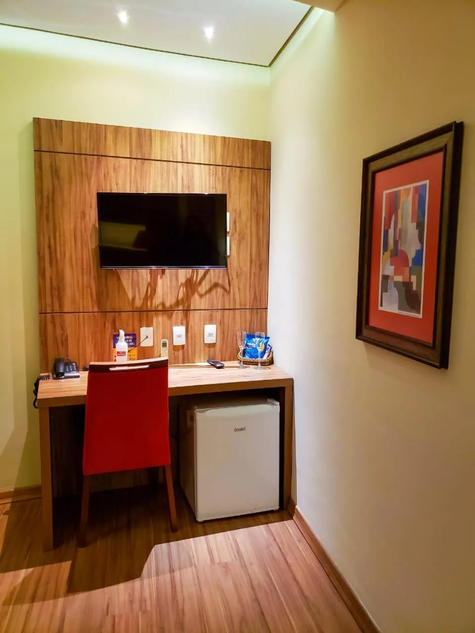 TV and multimedia in Vivas Hotel e Casa