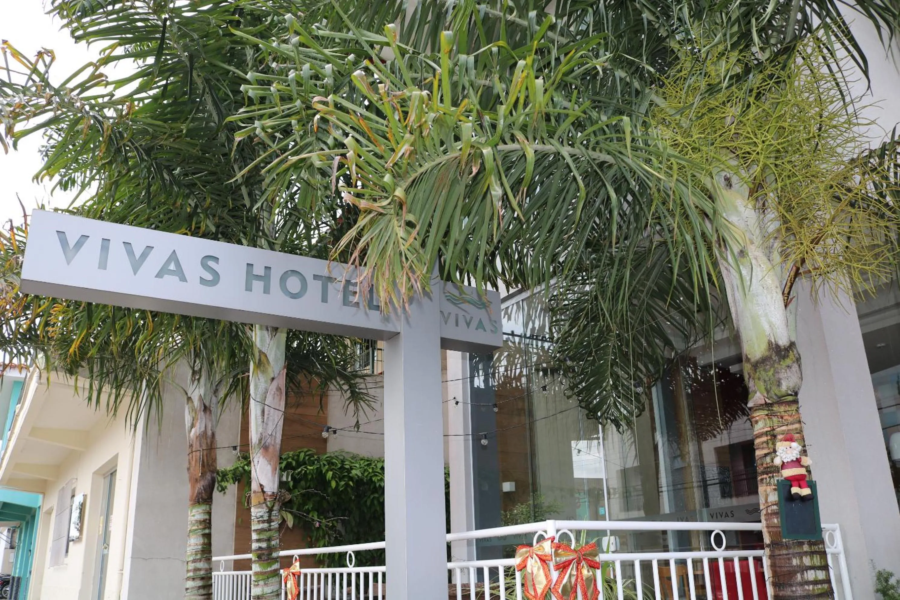 Facade/entrance in Vivas Hotel e Casa
