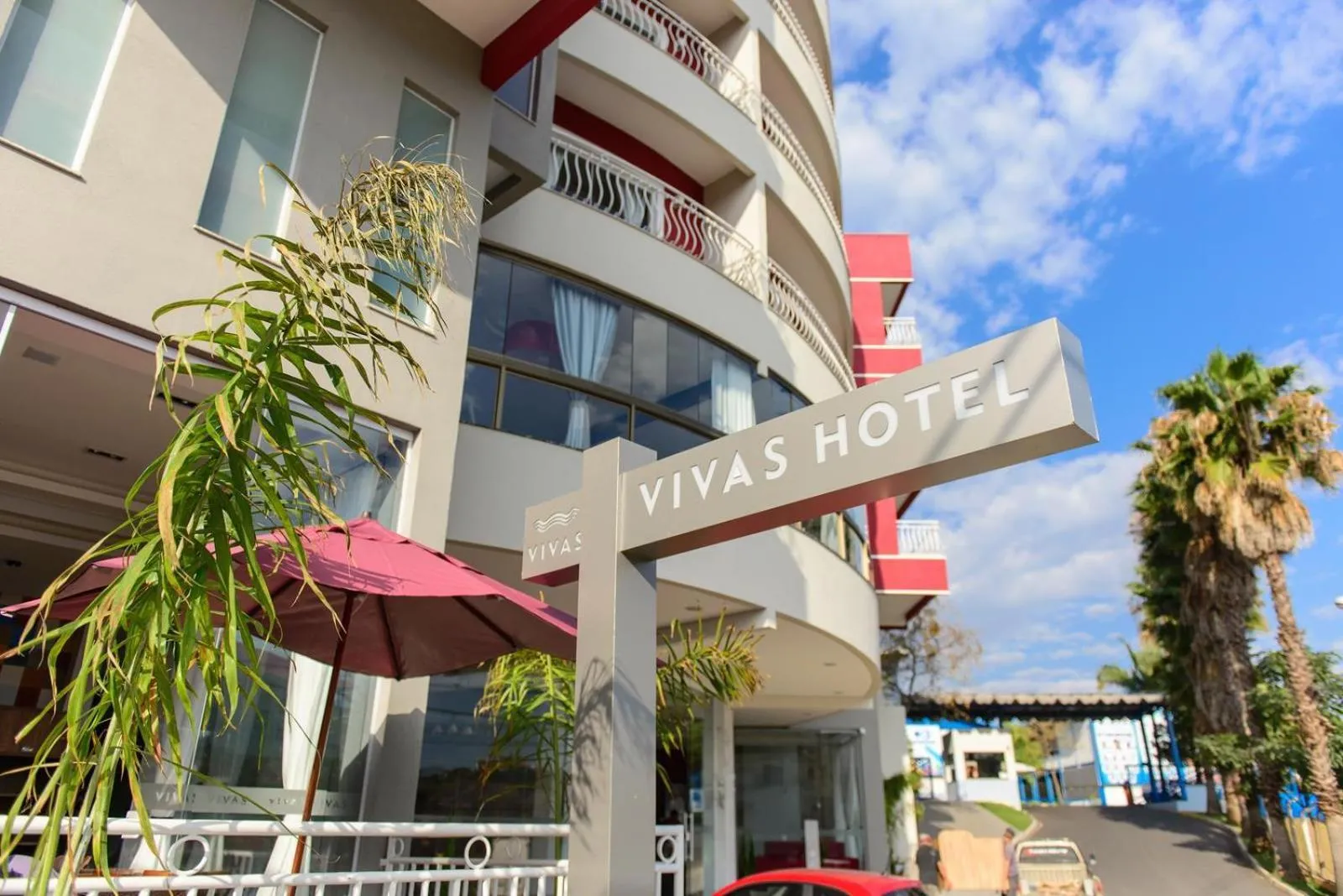 Property building in Vivas Hotel e Casa