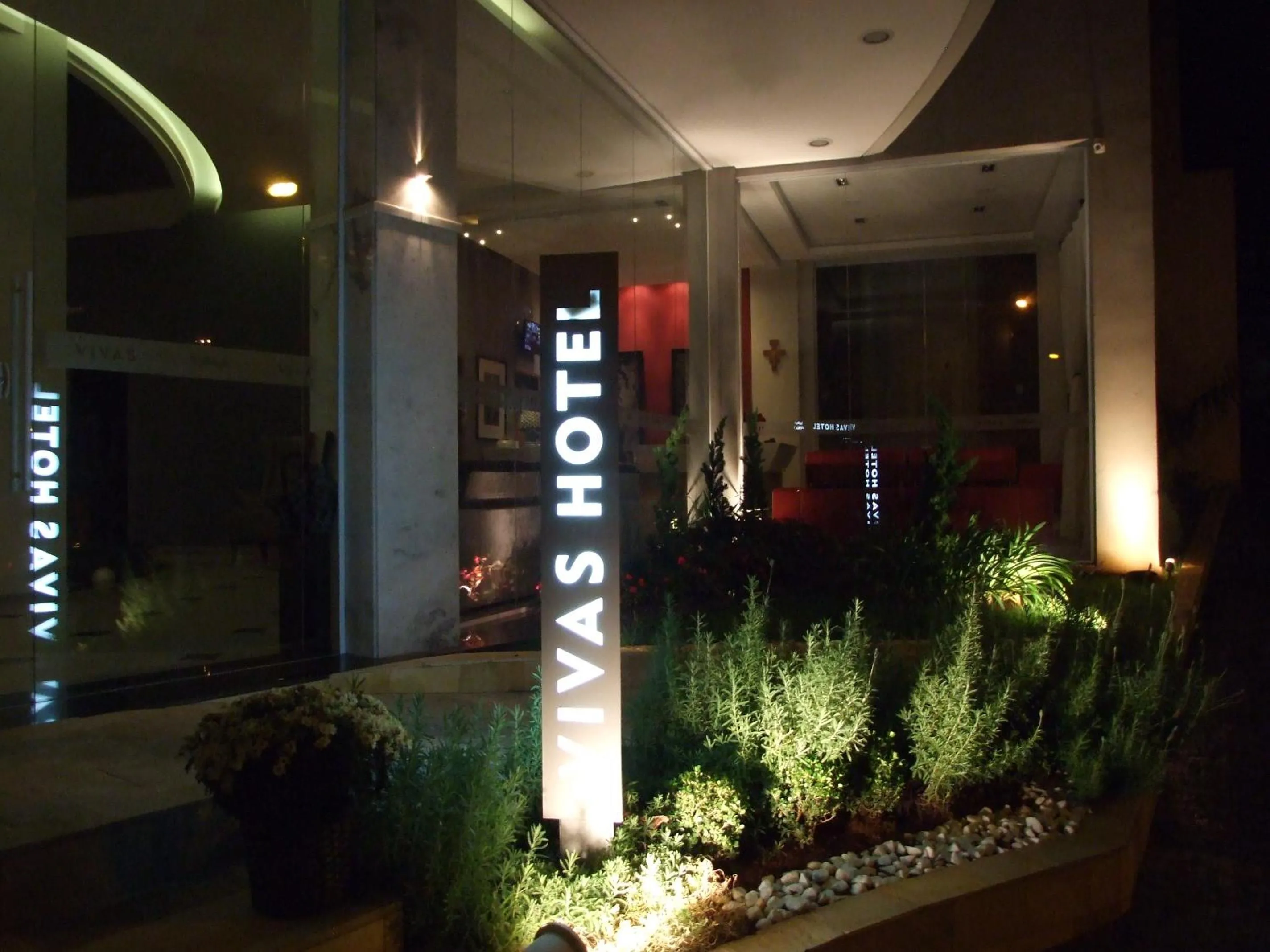 Facade/entrance in Vivas Hotel e Casa