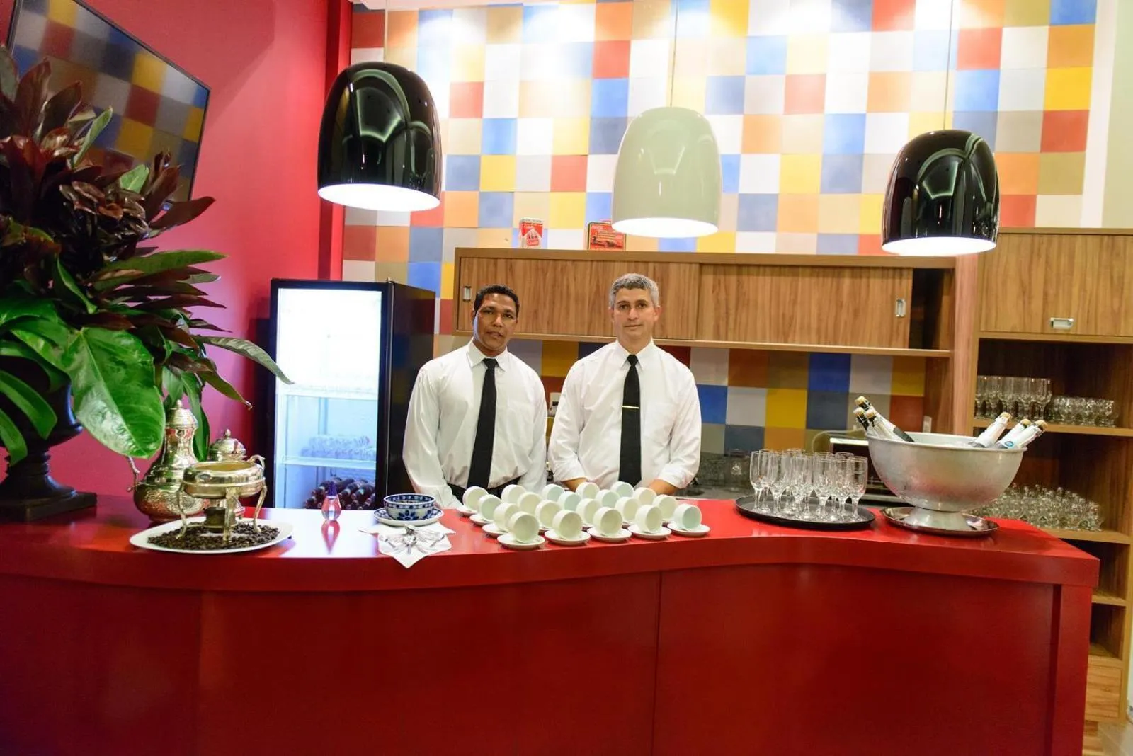 Staff in Vivas Hotel e Casa