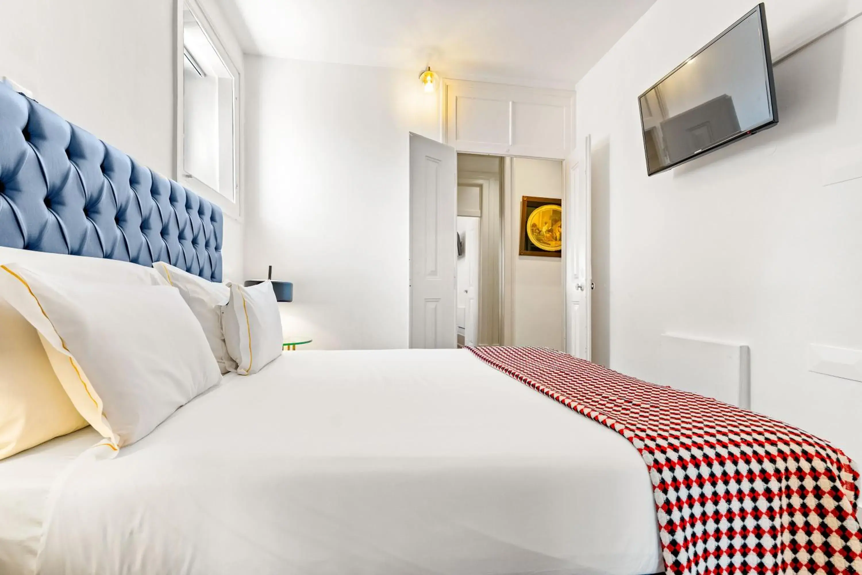 Bedroom, Bed in Casa do Jasmim by Shiadu Bedroom, Bed in Casa do Jasmim by Shiadu