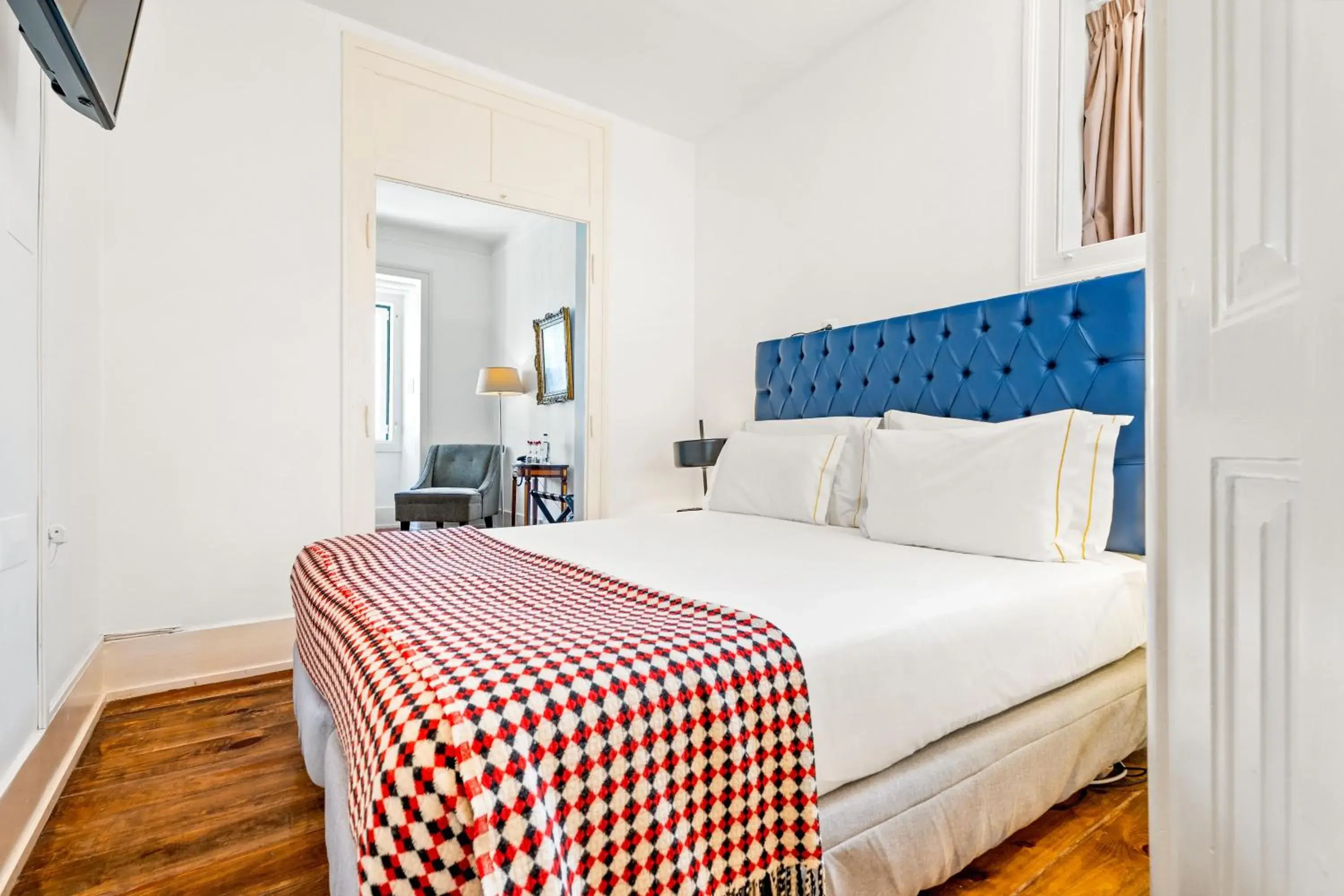 Bedroom, Bed in Casa do Jasmim by Shiadu Bedroom, Bed in Casa do Jasmim by Shiadu