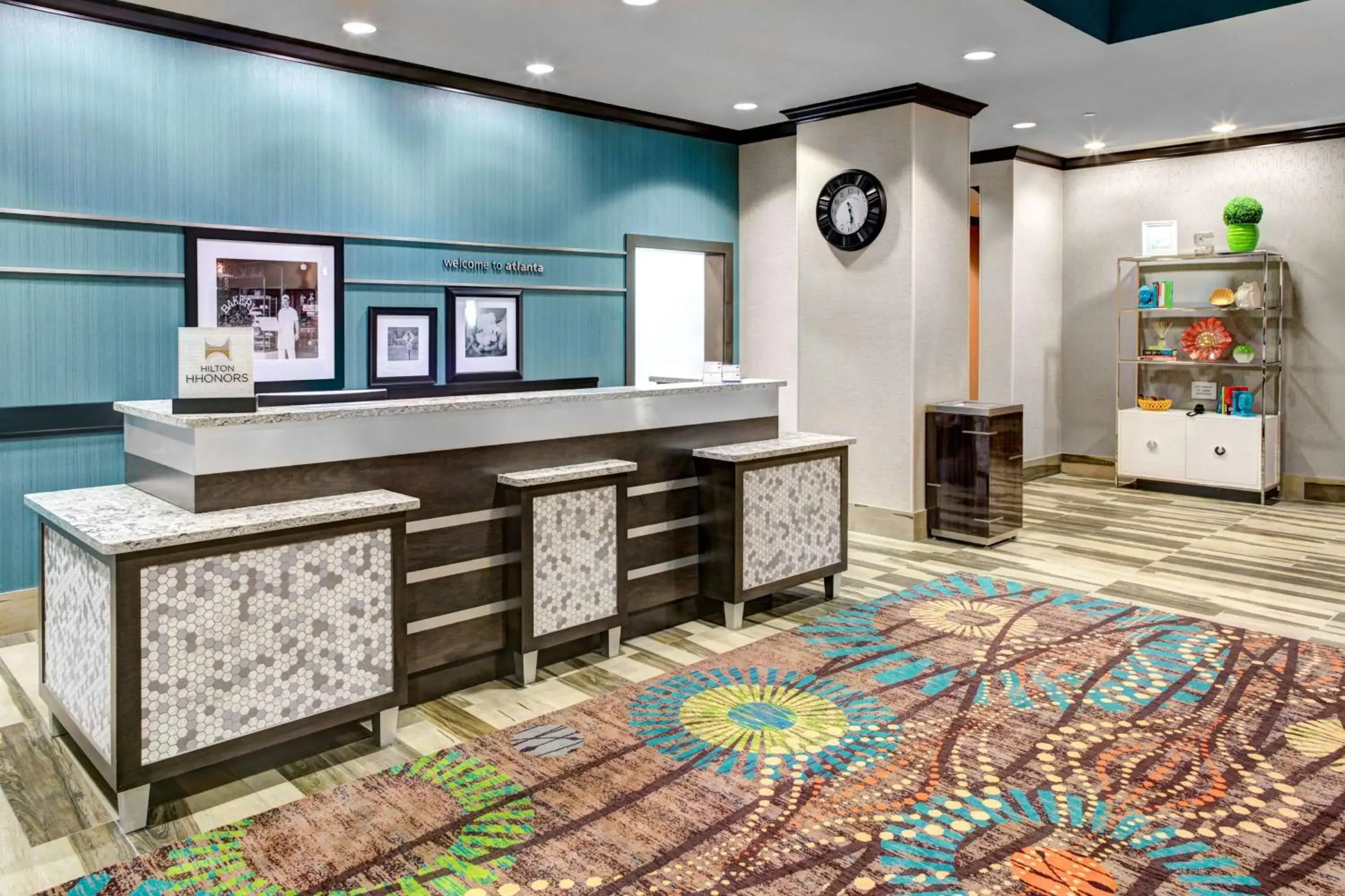 Lobby or reception in Hampton Inn & Suites by Hilton Atlanta Perimeter Dunwoody Lobby or reception in Hampton Inn & Suites by Hilton Atlanta Perimeter Dunwoody