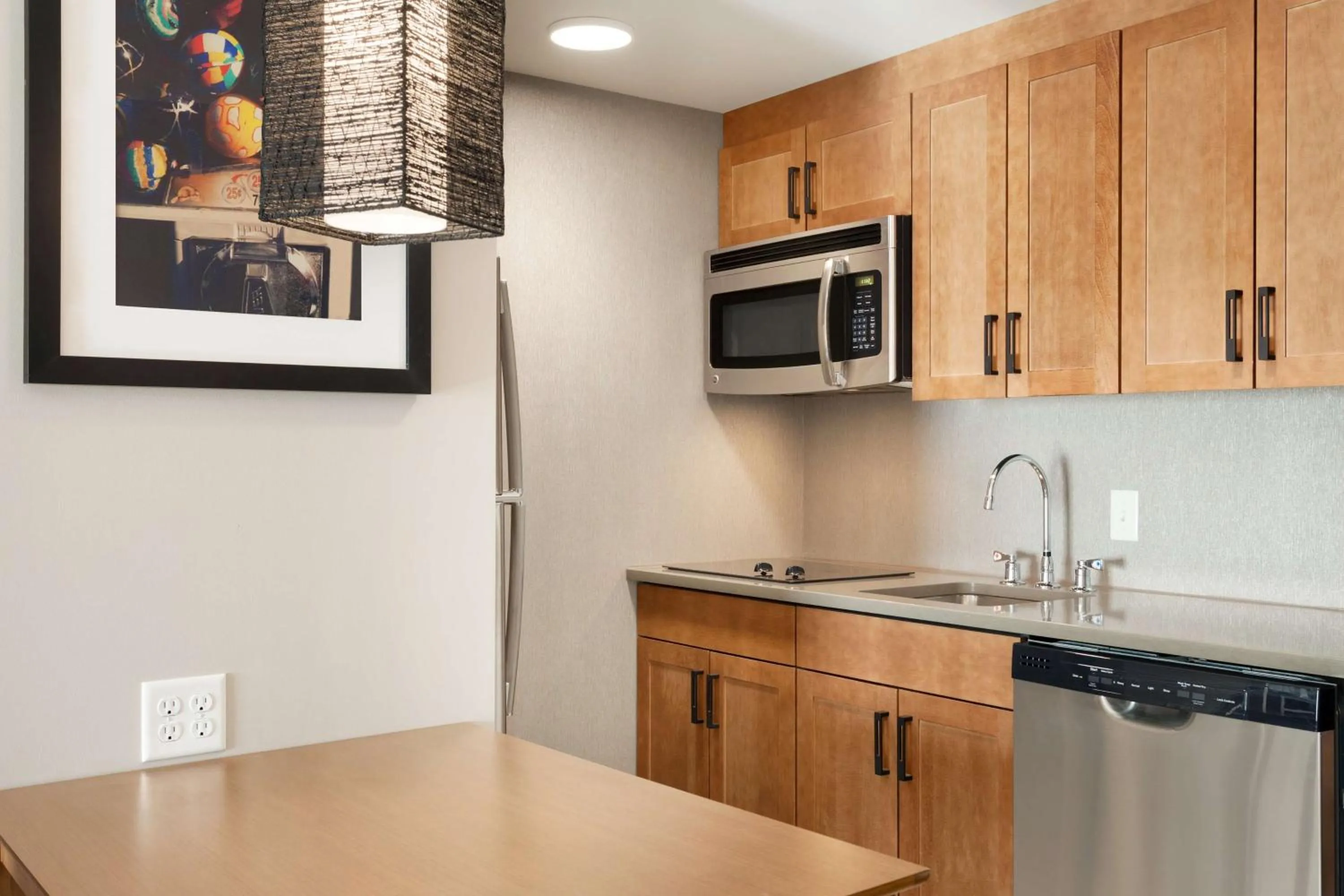 Kitchen or kitchenette in Homewood Suites by Hilton Syracuse - Carrier Circle