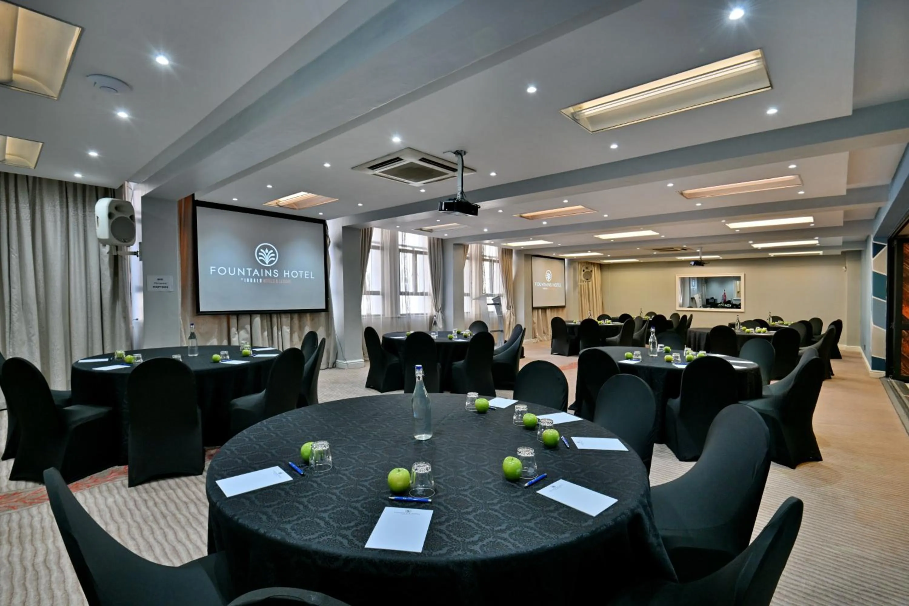 TV and multimedia in Fountains Hotel