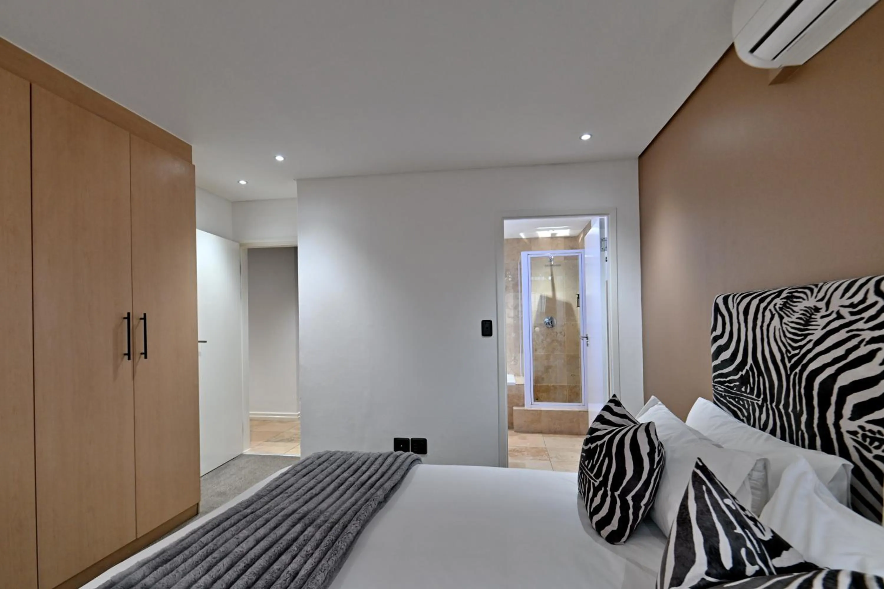 Bed in Fountains Hotel