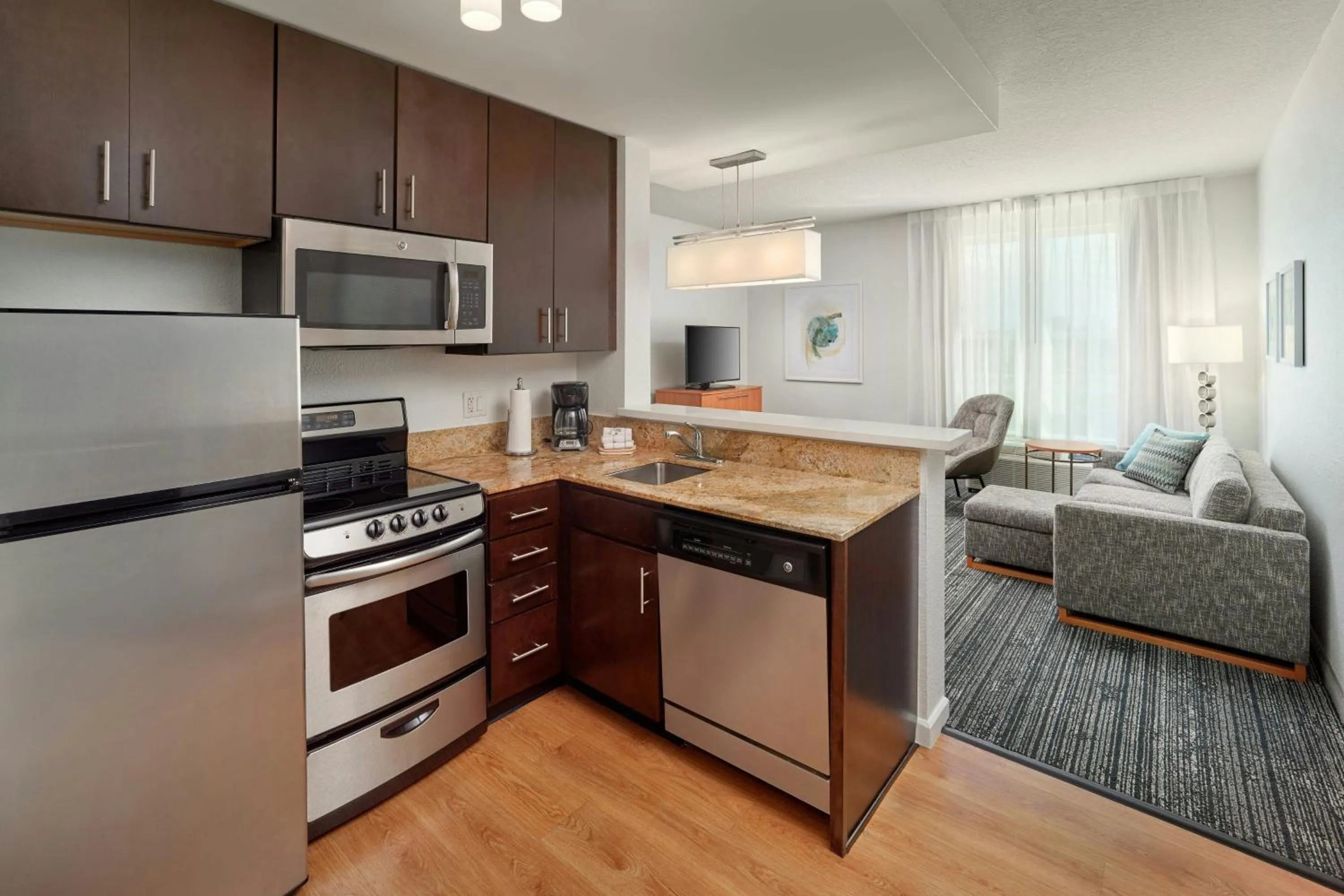 Bedroom in TownePlace Suites Orlando at FLAMINGO CROSSINGS Town Center, Western Entrance