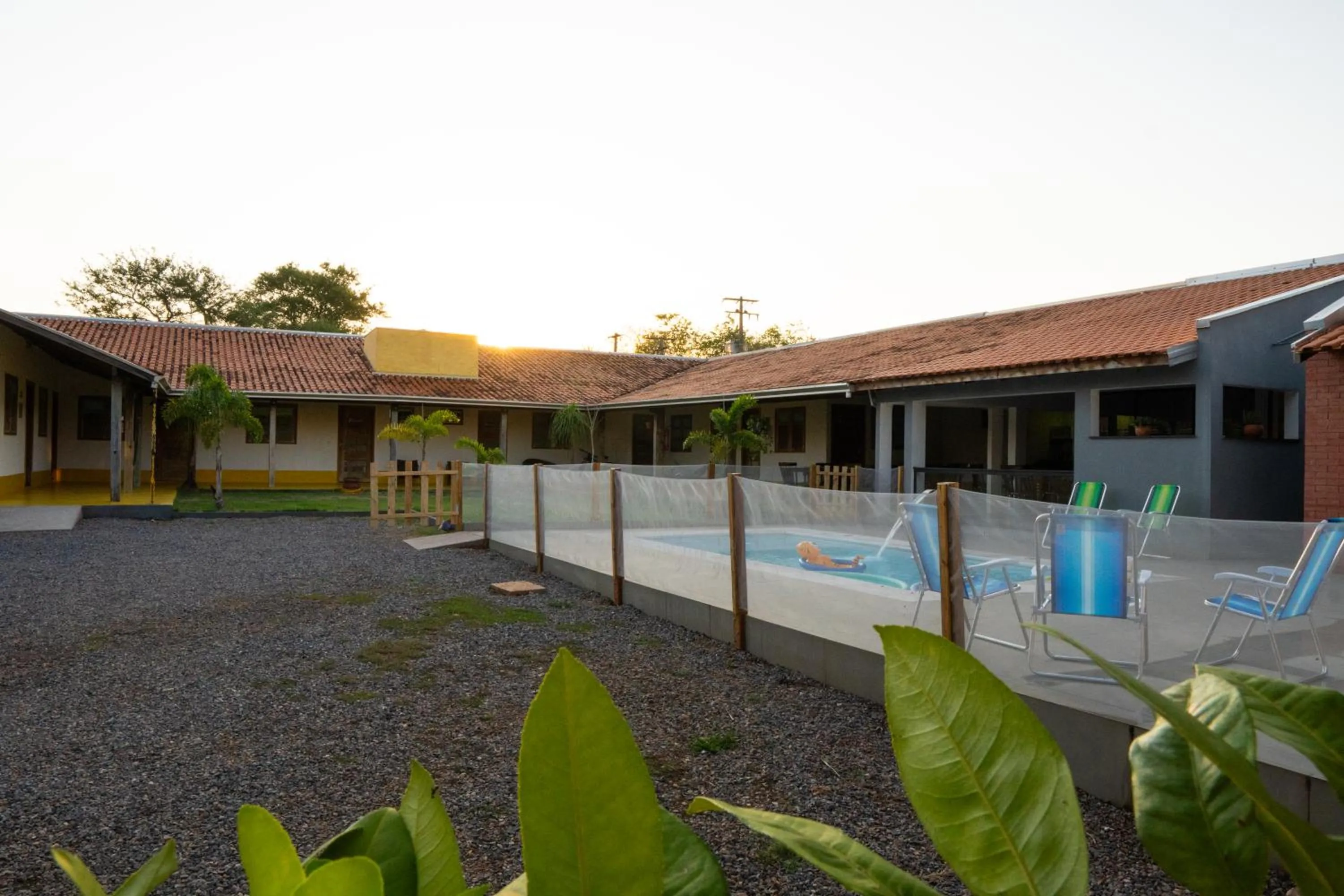 Swimming pool in Pousada Aracuã