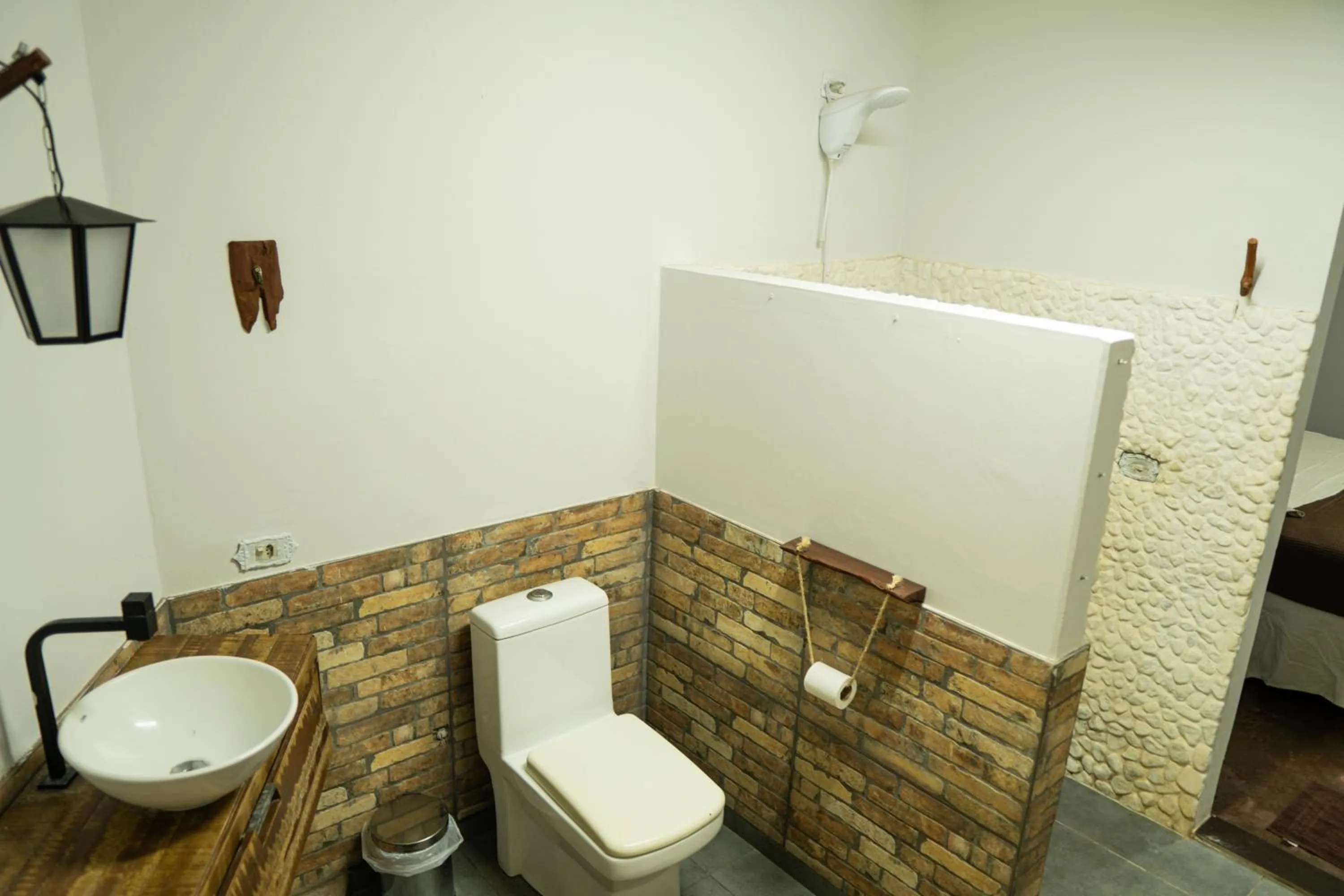 Bathroom in Pousada Aracuã