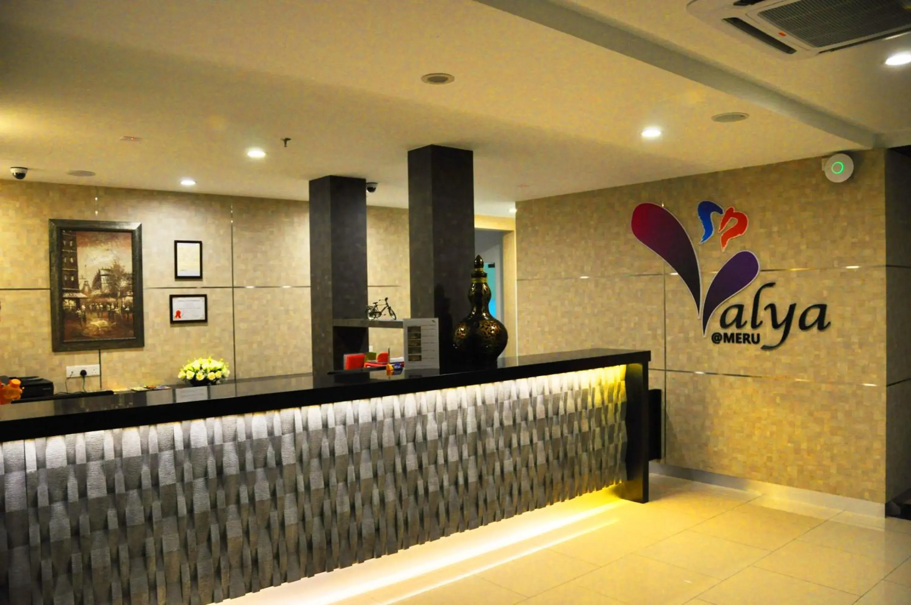 Lobby or reception in Valya Hotel, Ipoh Lobby or reception in Valya Hotel, Ipoh