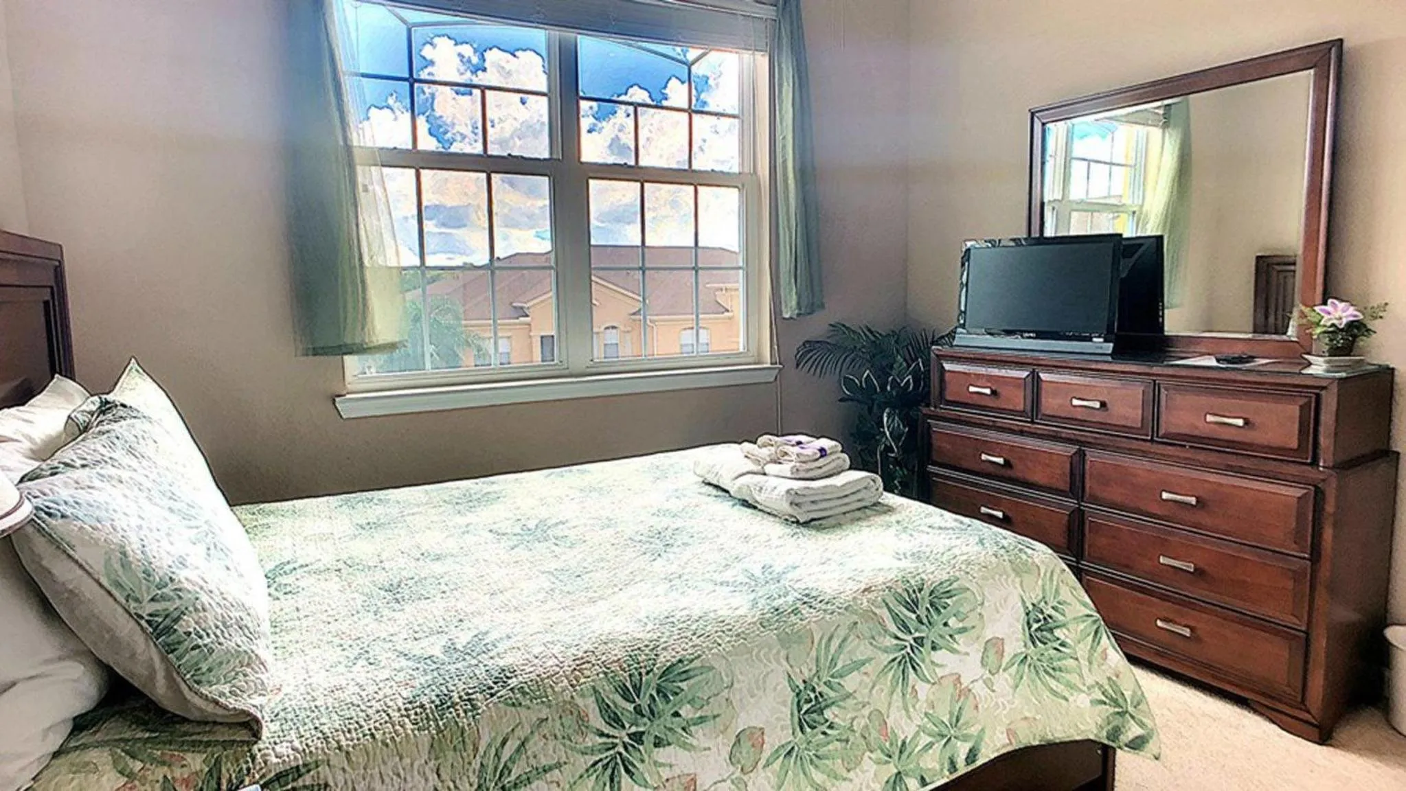 Bed in Bibbidi Bobbidi Bunkin