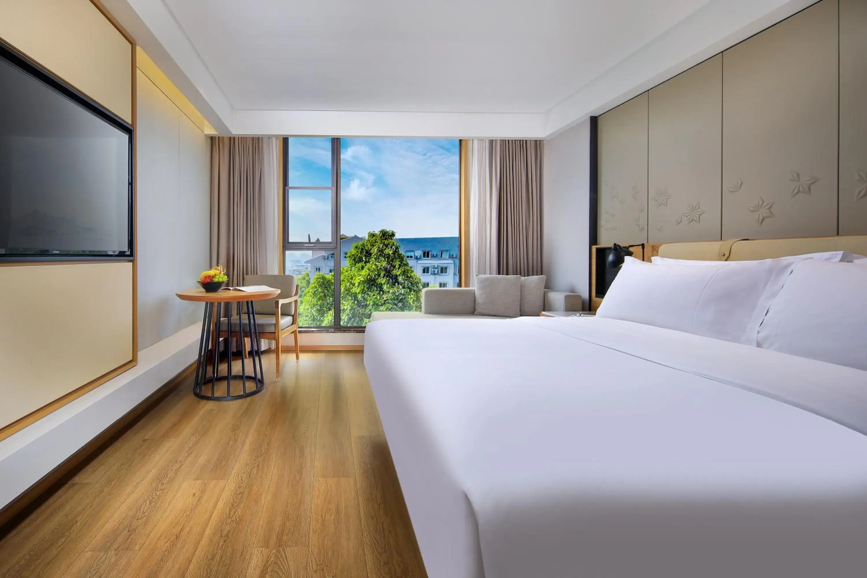 Deluxe Double Room in Venus Royal Hotel Guilin Elephant Trunk Hill Two Rivers and Four Lakes Branch Deluxe Double Room in Venus Royal Hotel Guilin Elephant Trunk Hill Two Rivers and Four Lakes Branch