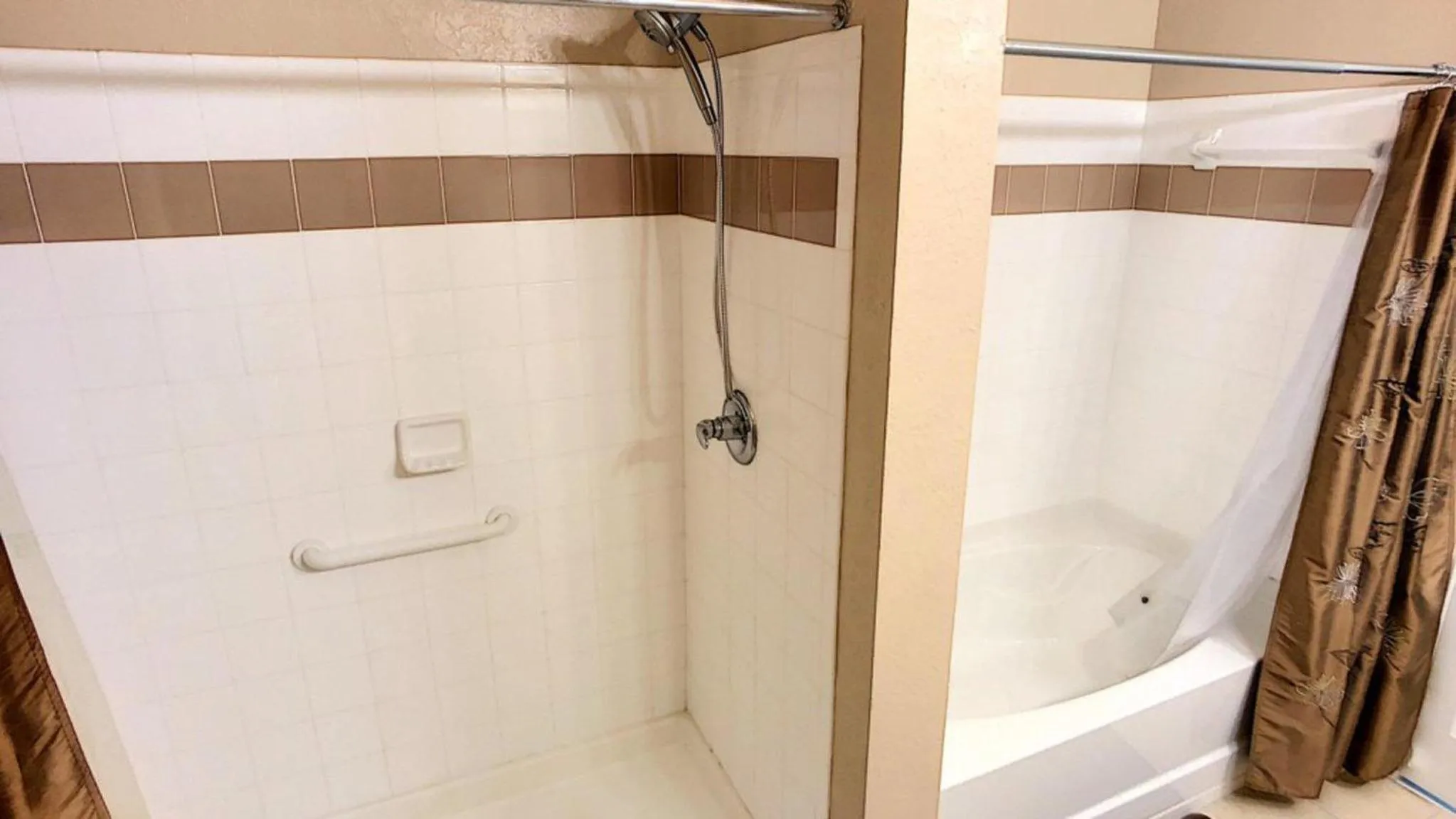 Pool Side Tree House