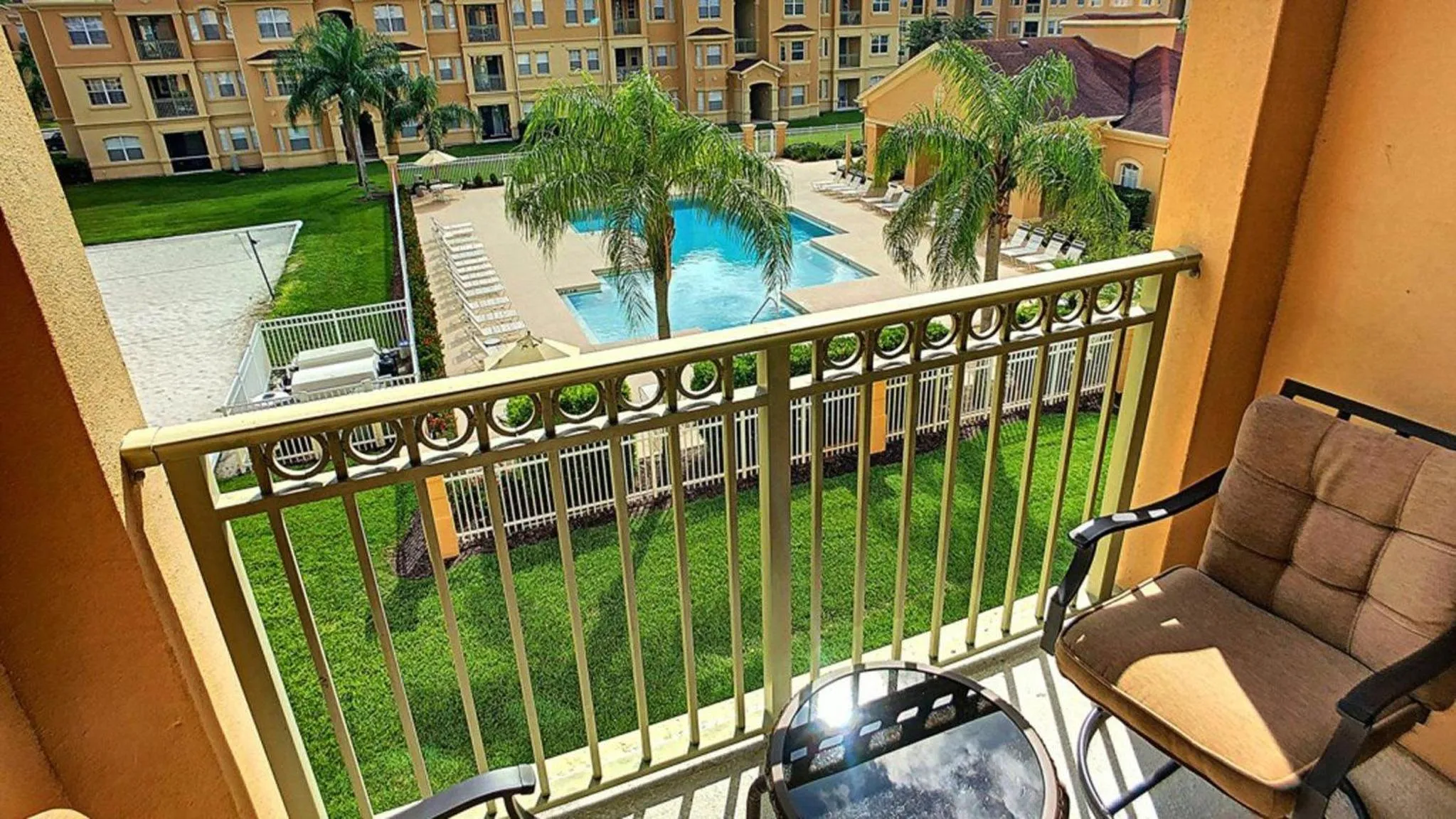 Pool Side Tree House