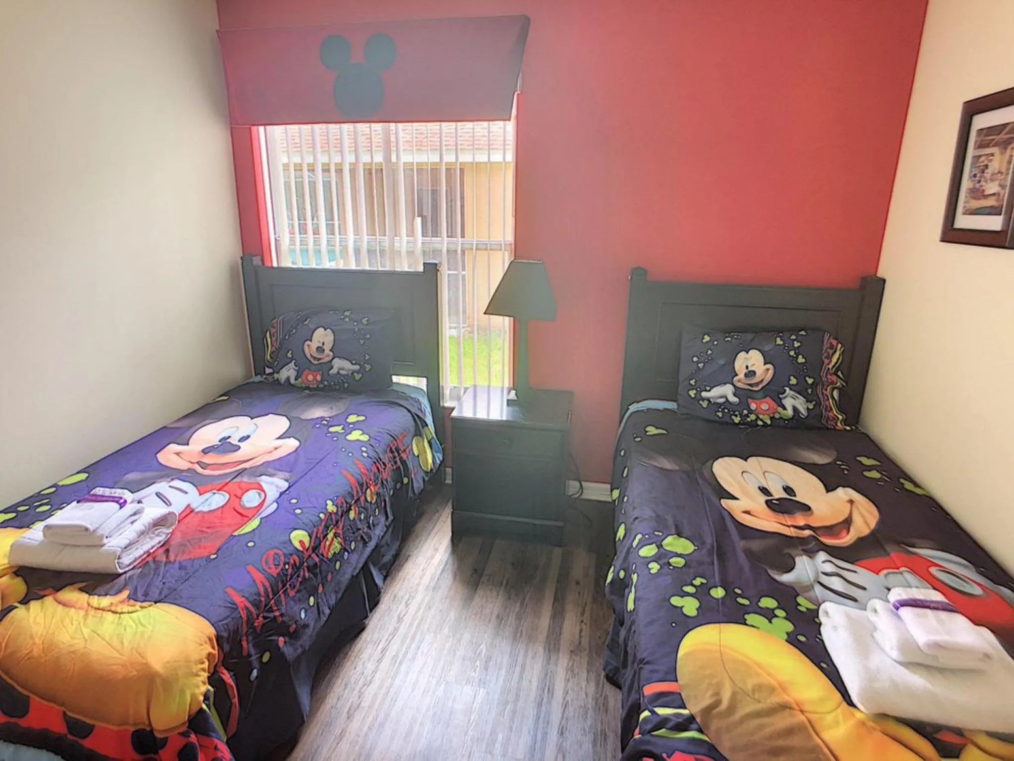 Bed in Rocco's Retreat