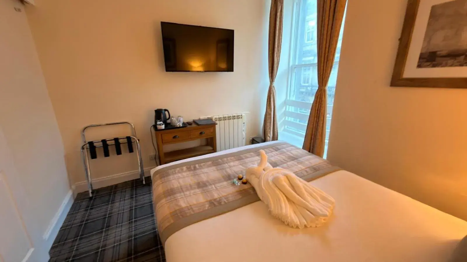 Bed in The Waverley Guest House Bed in The Waverley Guest House