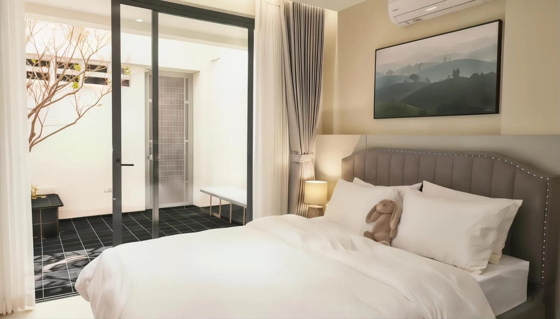 Bedroom, Bed in Centraltique Veranda Living