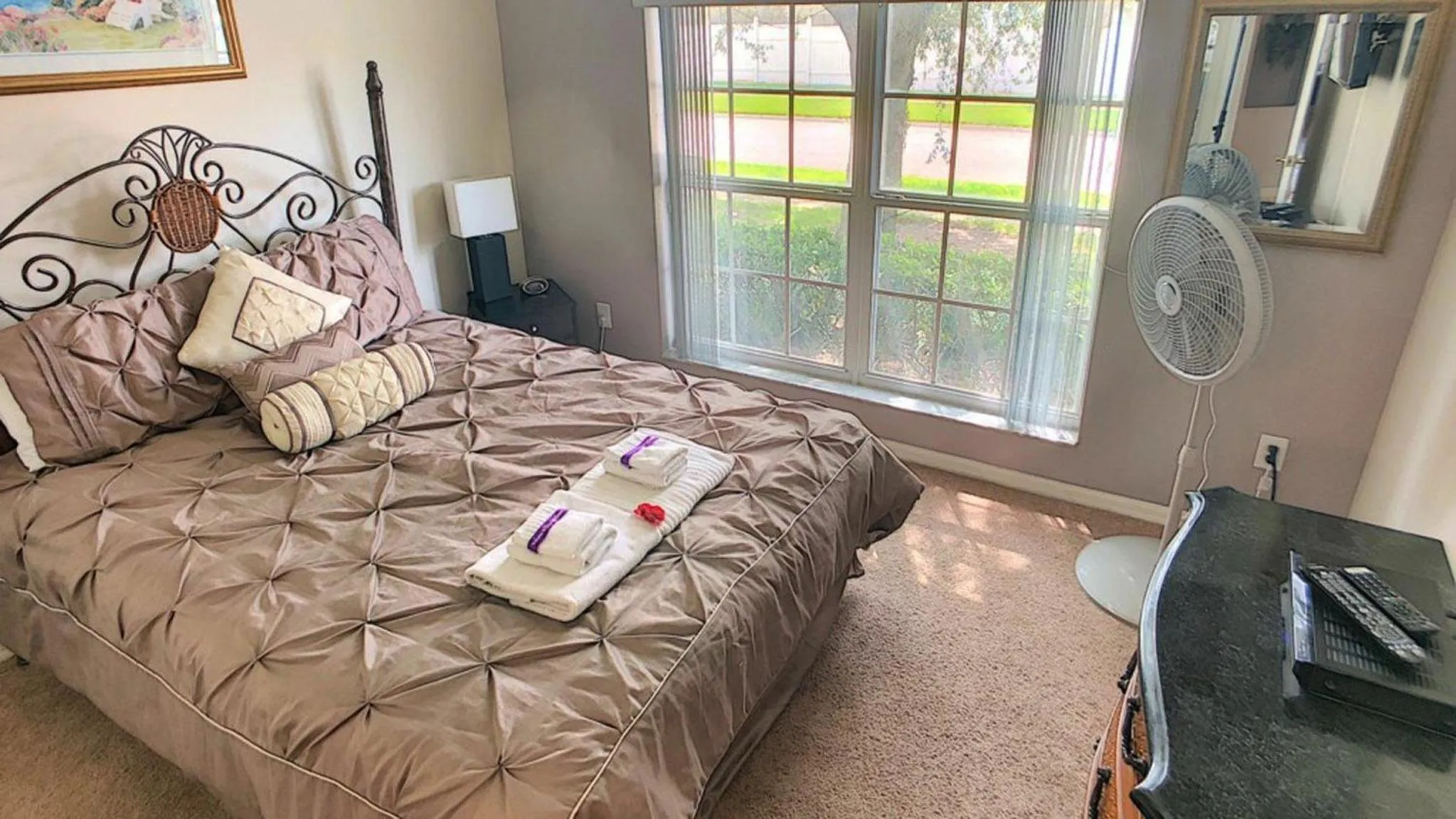 Bed in Minnie's Marvel