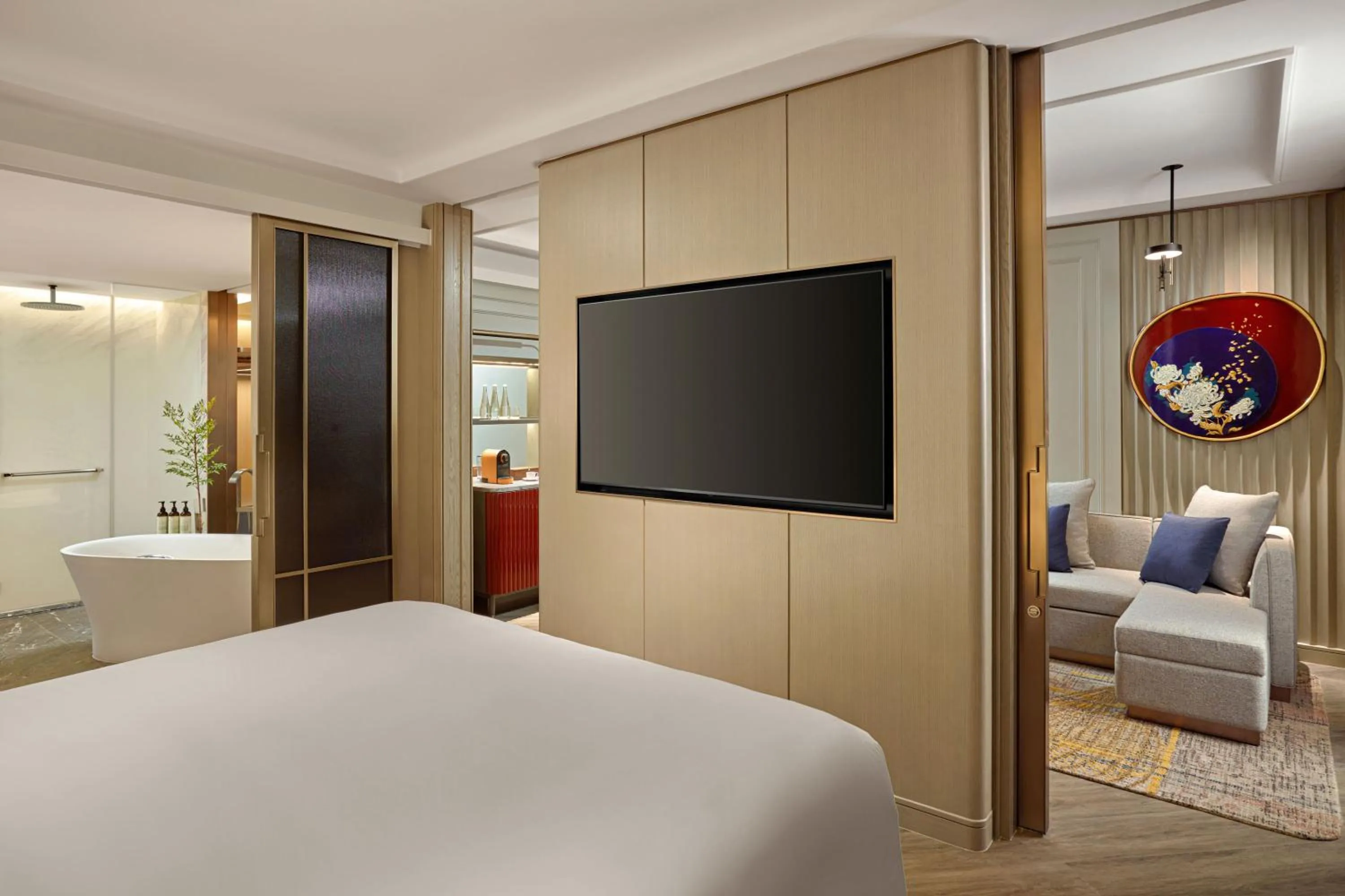 Bedroom in Fairmont Hanoi