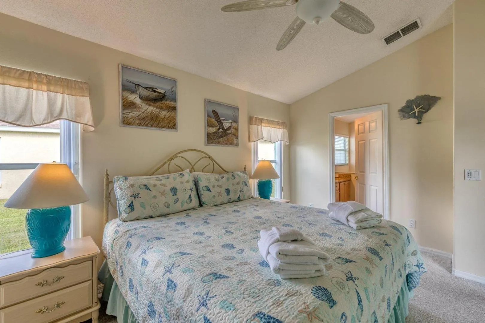 Bed in The Boat House