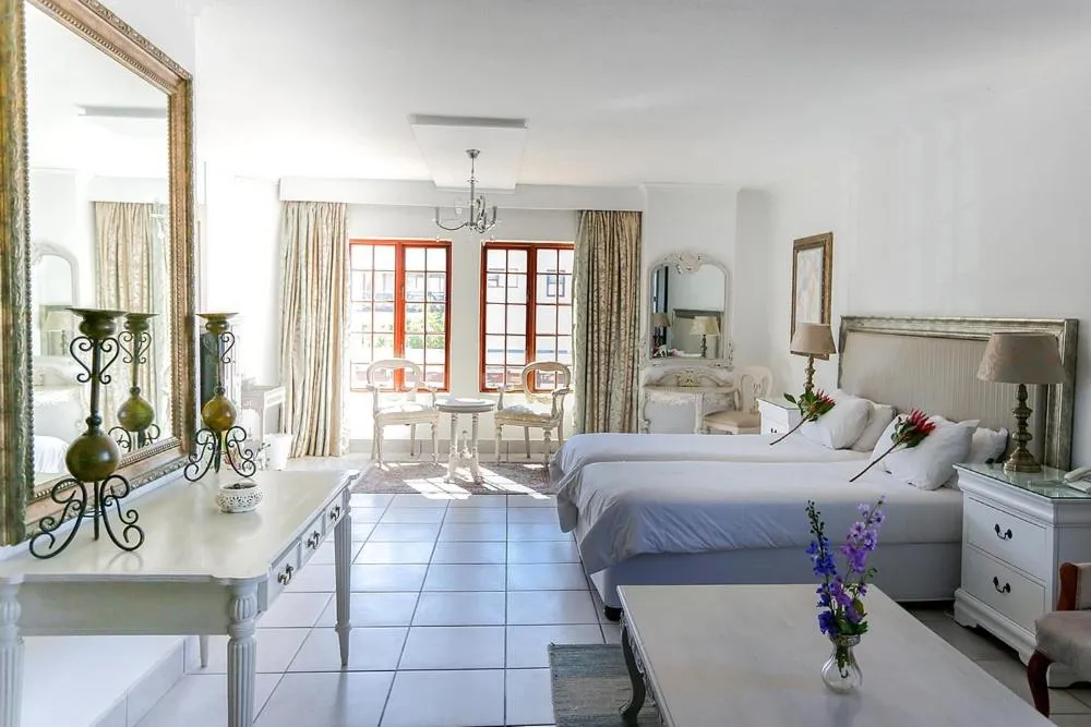 Bed in Misty Waves Boutique Hotel