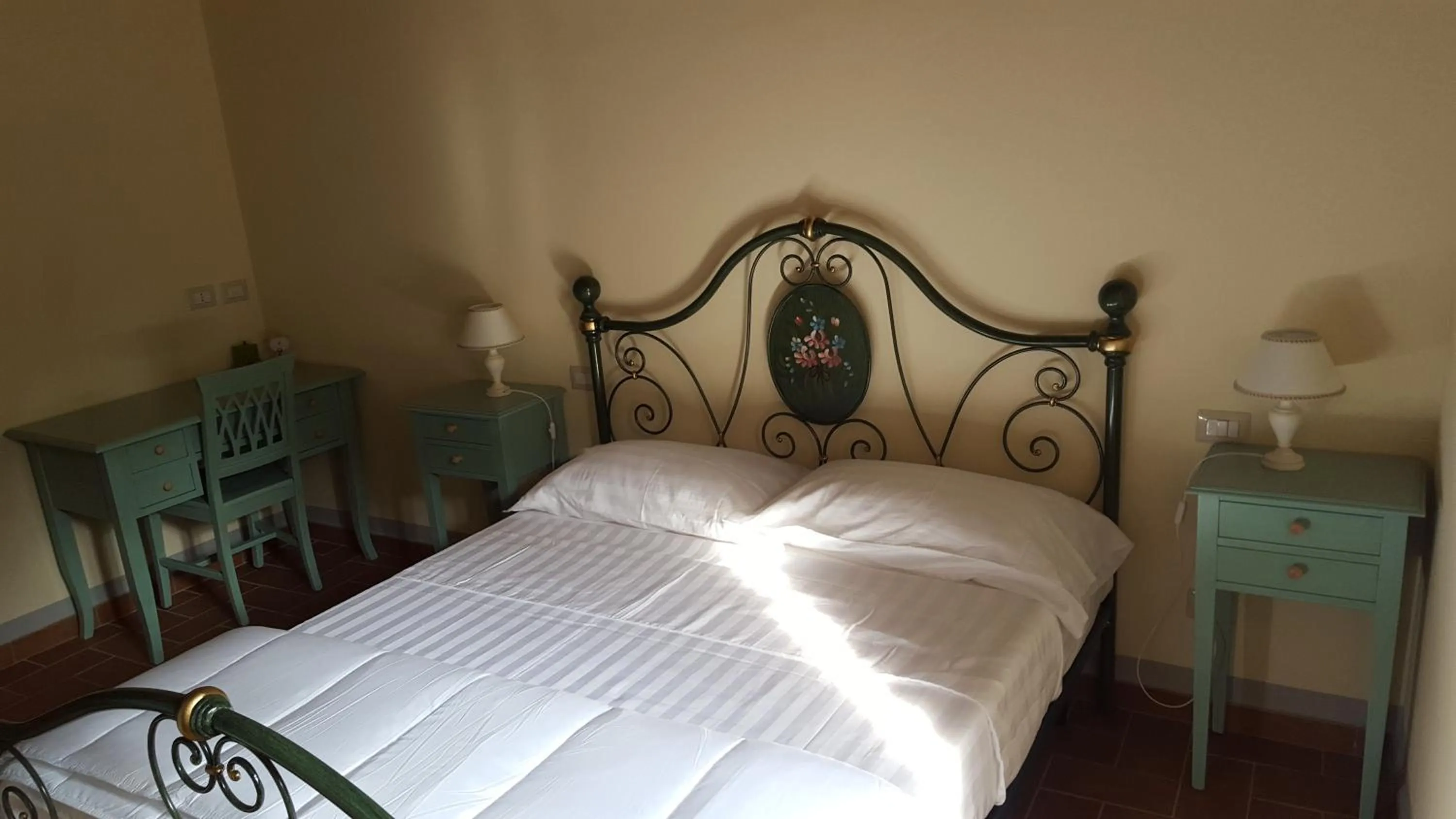 Photo of the whole room, Bed in Dimora Fra' Giovanni B&B Relais
